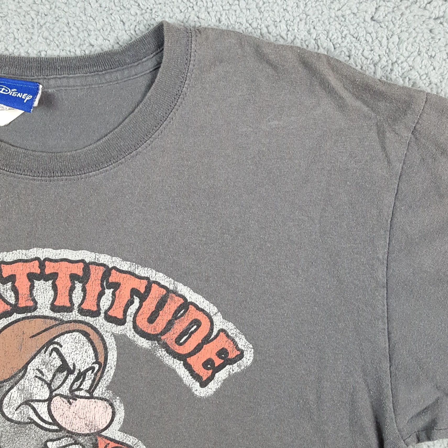 Disney VINTAGE Disney Snow White T-Shirt Men Size Large Gray Cotton Short Sleeve Retro 90s Y2K Cartoon Size US L / EU 52-54 / 3 - 5 Thumbnail