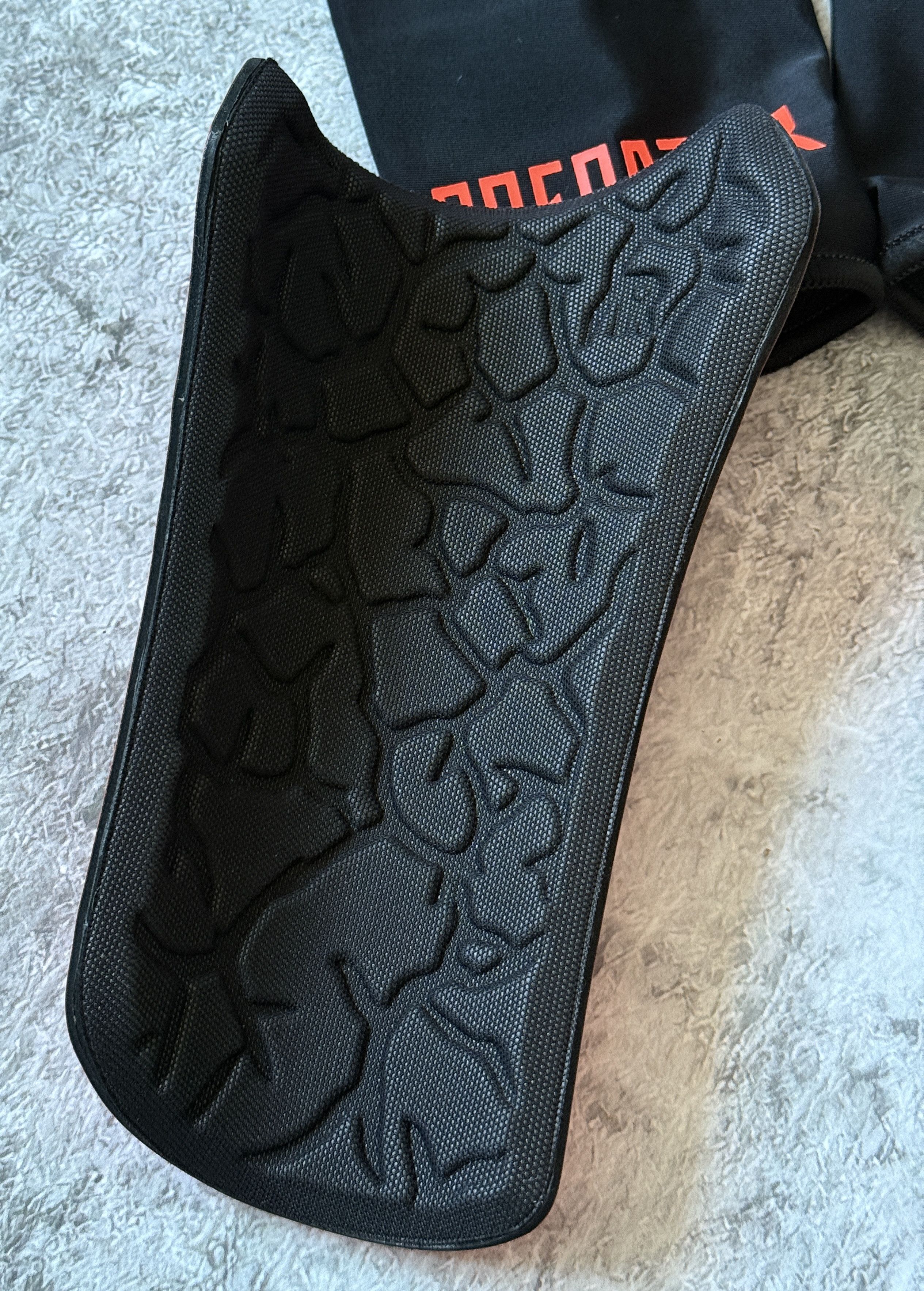 Adidas ADIDAS PREDATOR SG COMPETITION SHIN GUARDS GR1525 SIZE M Size ONE SIZE - 7 Thumbnail