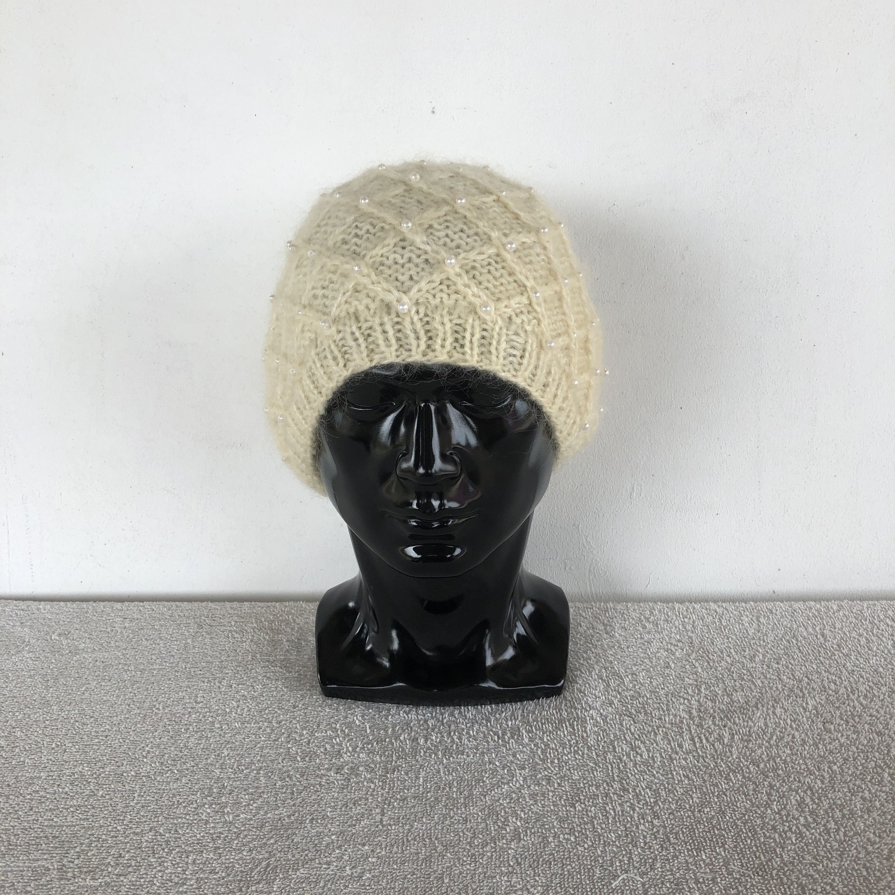 Japanese Brand Vintage 90s Cable Knit Beanie Off White Snow Caps Hats Size ONE SIZE - 2 Thumbnail