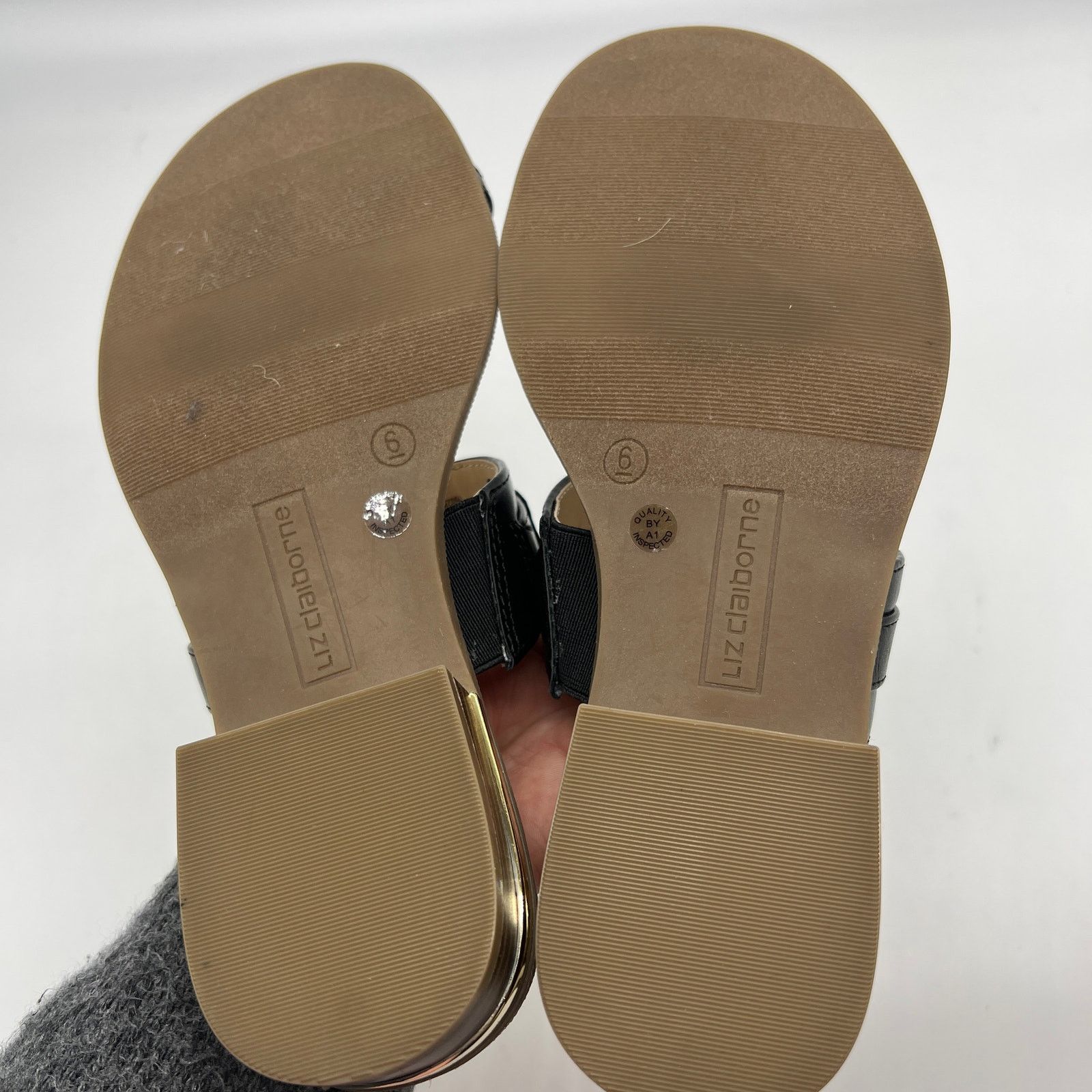 Other Liz Claiborne Womens Argent Flat Sandals Black Size 6M Size US 6 / IT 36 - 8 Thumbnail