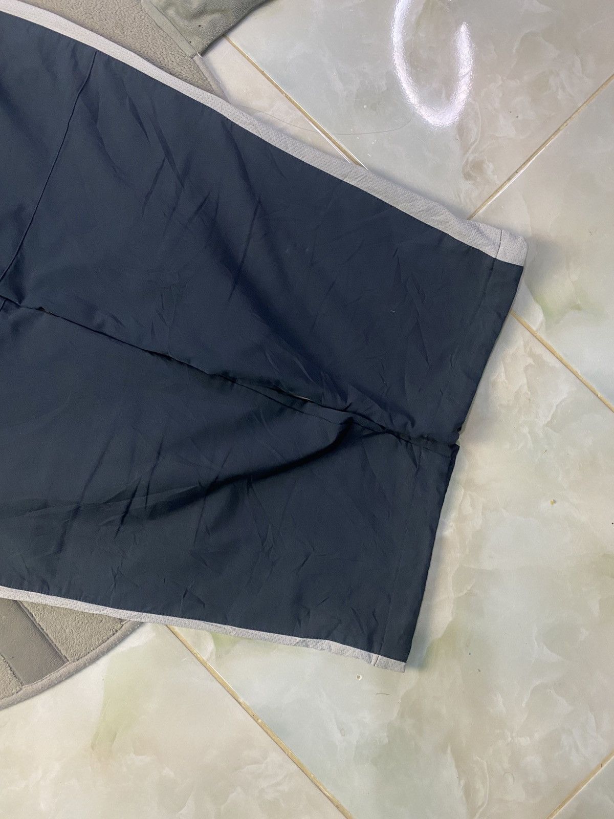 Carhartt Wip × Nike VINTAGE NIKE 90S BAGGY NYLON WIDE LEG SWOOSH TRACK PANTS Y2K Size US 30 / EU 46 - 12 Thumbnail