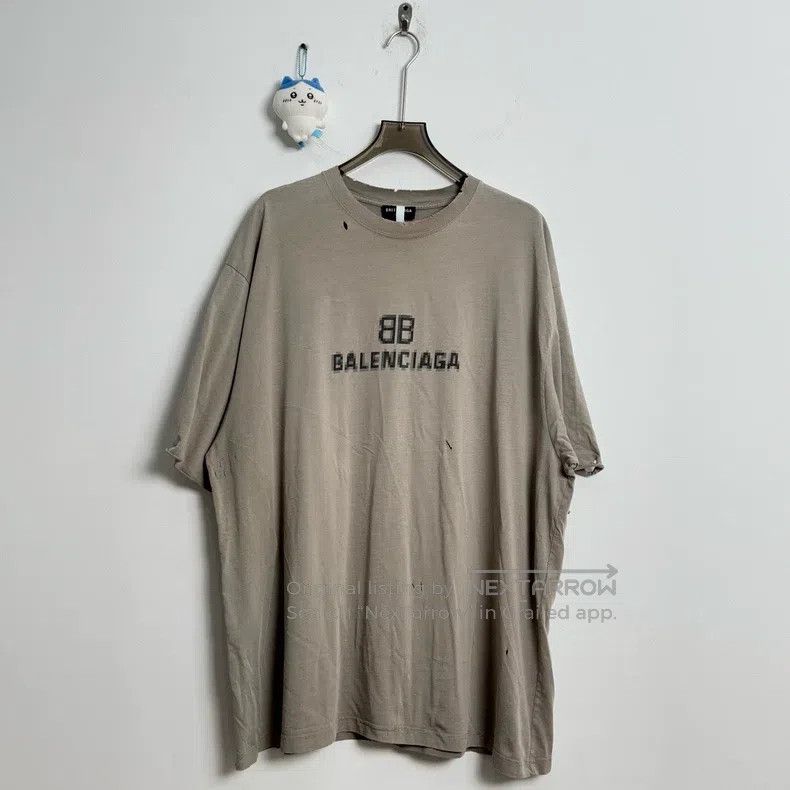 Balenciaga Balenciaga Mosaic Destroyed Letter Logo Short Sleeve XXL Size US XXL / EU 58 / 5 - 1 Thumbnail