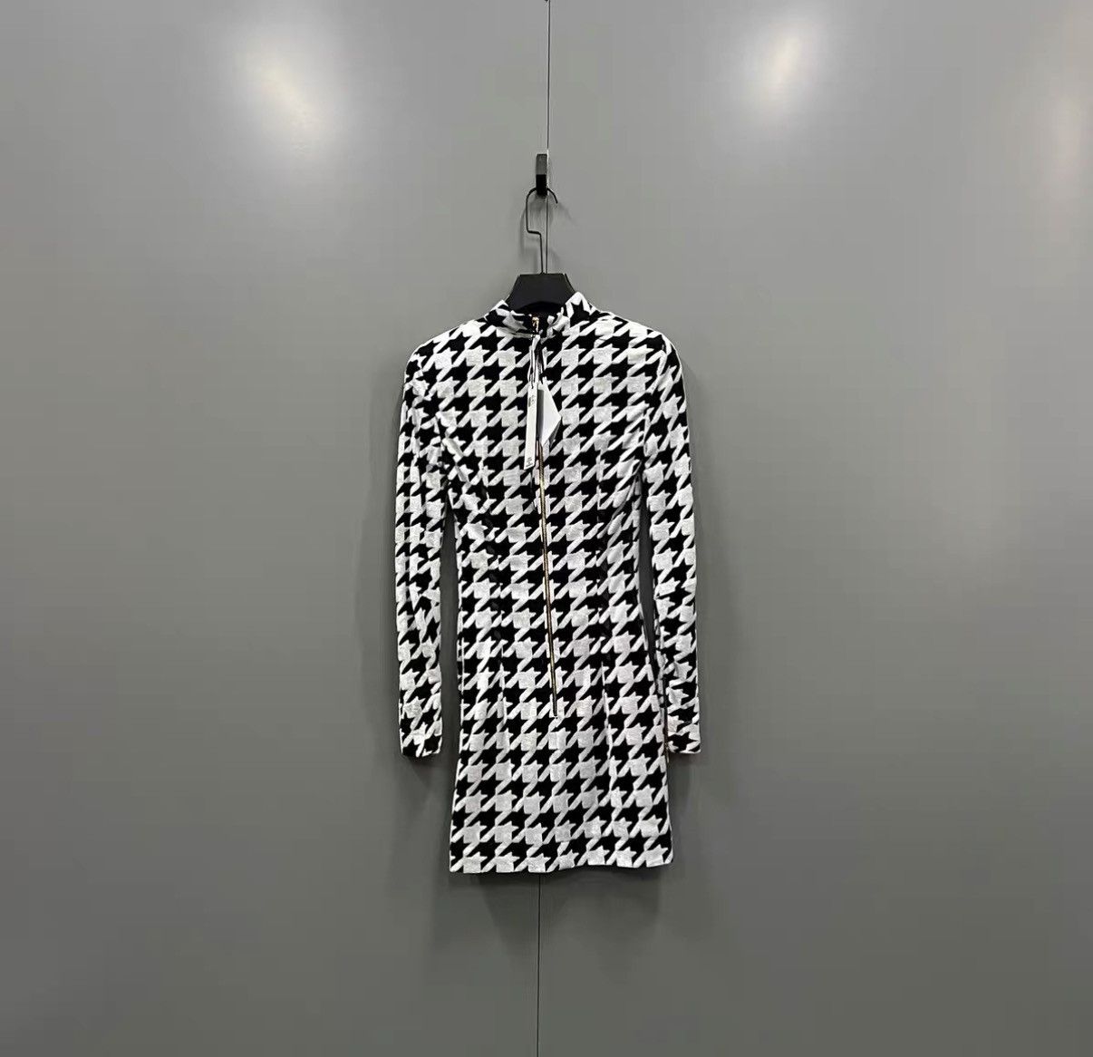 Balmain BALMAIN Houndstooth Slim Fit Long Sleeve Dress J41 Size XS / US 0-2 / IT 36-38 - 2 Thumbnail