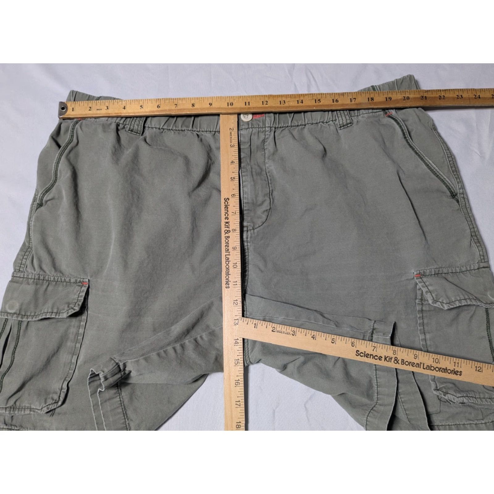 Tommy Bahama Tommy Bahama Relax Green Salt Water Fade 8" Cargo Shorts Men 2XL Size US 39 - 5 Thumbnail