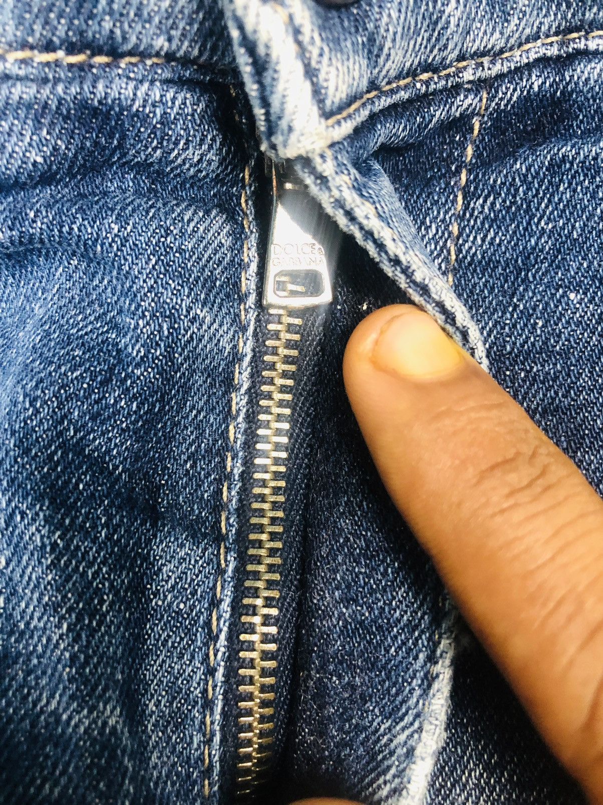 Dolce & Gabbana D&G Men's Carpenter Distressed Wash Blue Jeans (38) Size US 30 / EU 46 - 8 Thumbnail