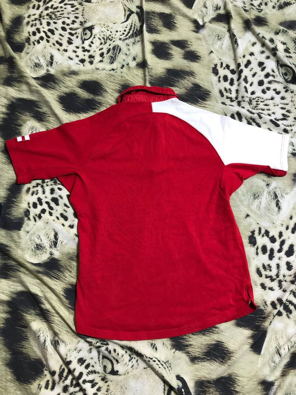 Nike Jerseys Nike Football O2 T-Shirt red vintage sportwear Size US M / EU 48-50 / 2 - 13 Thumbnail