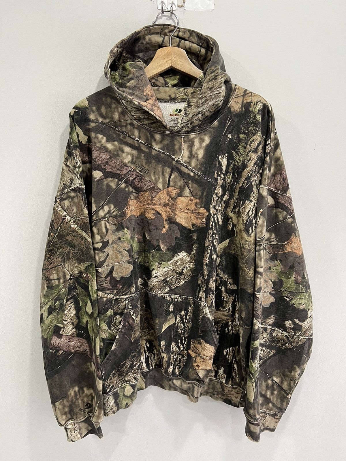 Vintage Vintage Camo Real Tree Mossy Oak Hoodie Sweater Size US XL / EU 56 / 4 - 1 Thumbnail