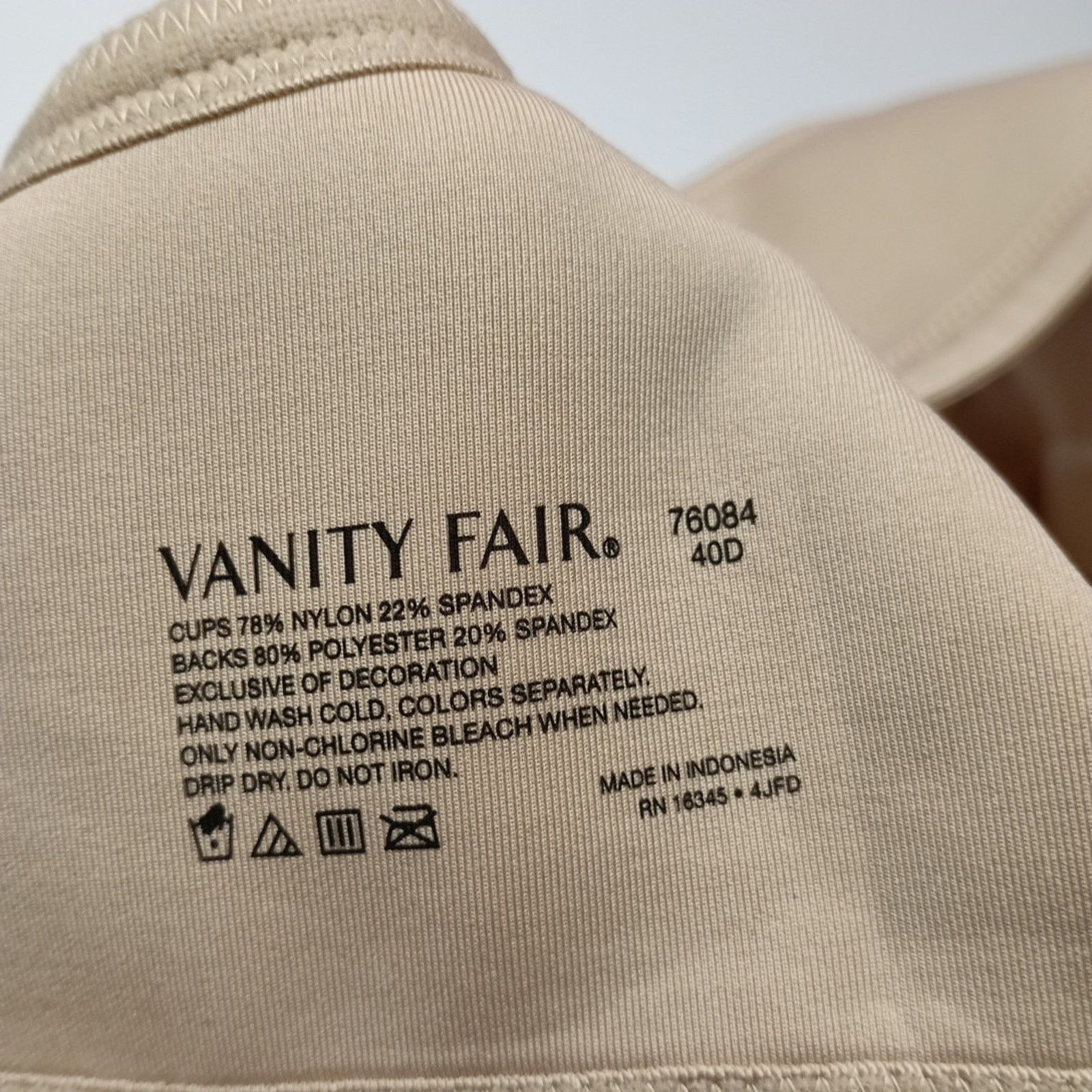Other Vanity Fair Beige Minimizer Underwire Bra Size 40D Smooth Size ONE SIZE - 6 Thumbnail