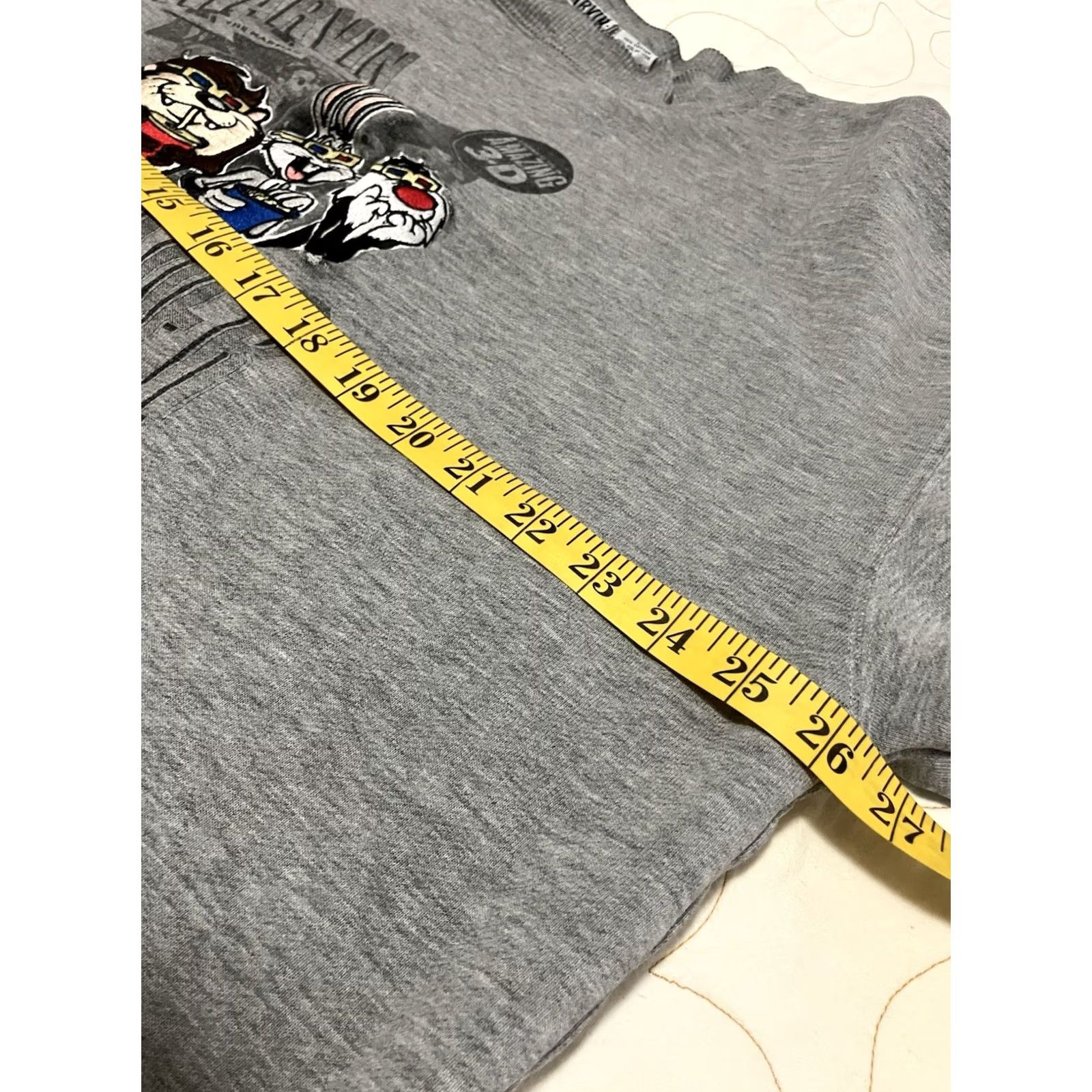 Vintage VINTAGE Marvin The Martian Invader From Mars Embroidered Sweatshirt Large Gray Mens L Sweatshirt Embroidered Pullover 1995 Size US L / EU 52-54 / 3 - 7 Thumbnail