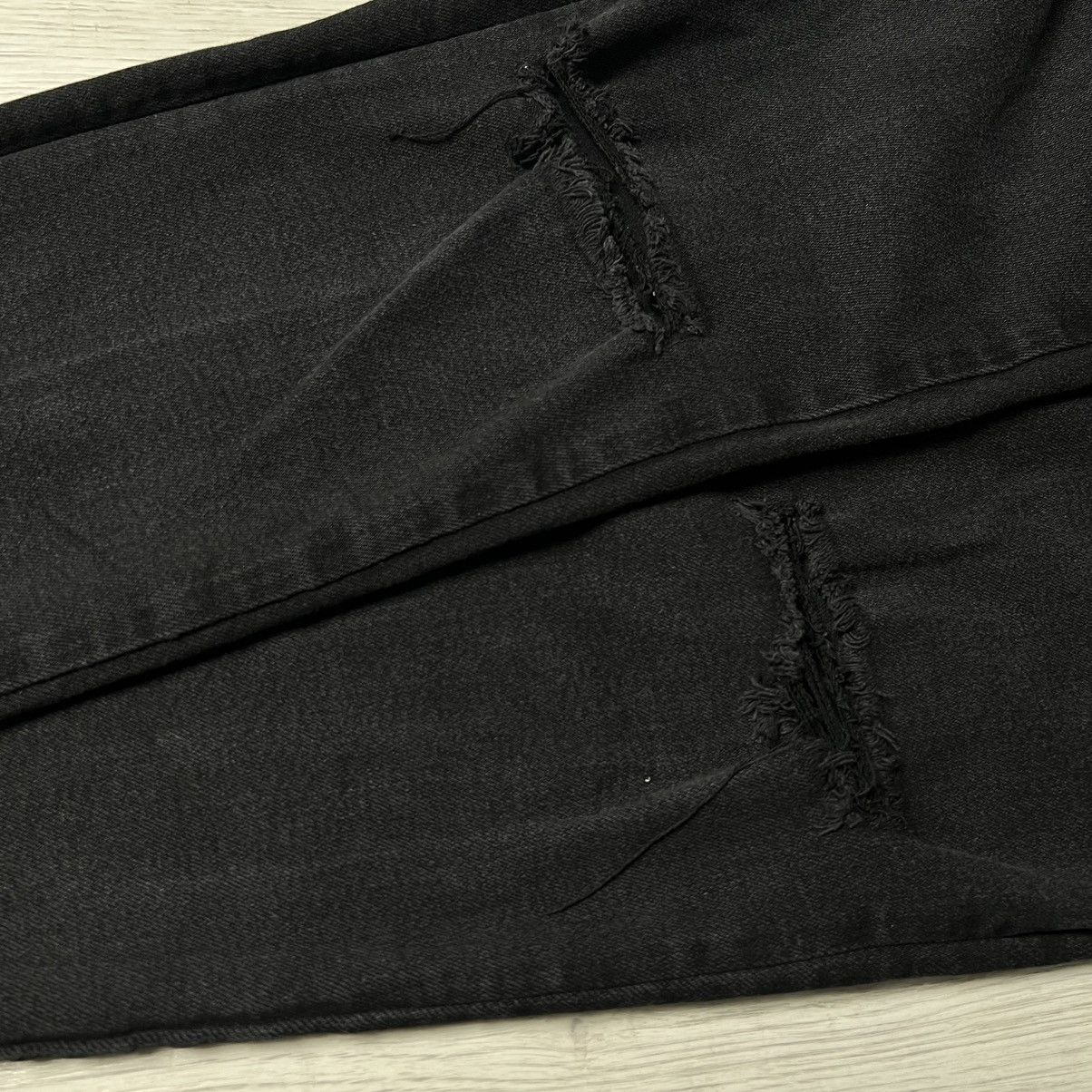 Celine Celine Knee Slit Ripped Jeans Size US 30 / EU 46 - 4 Thumbnail
