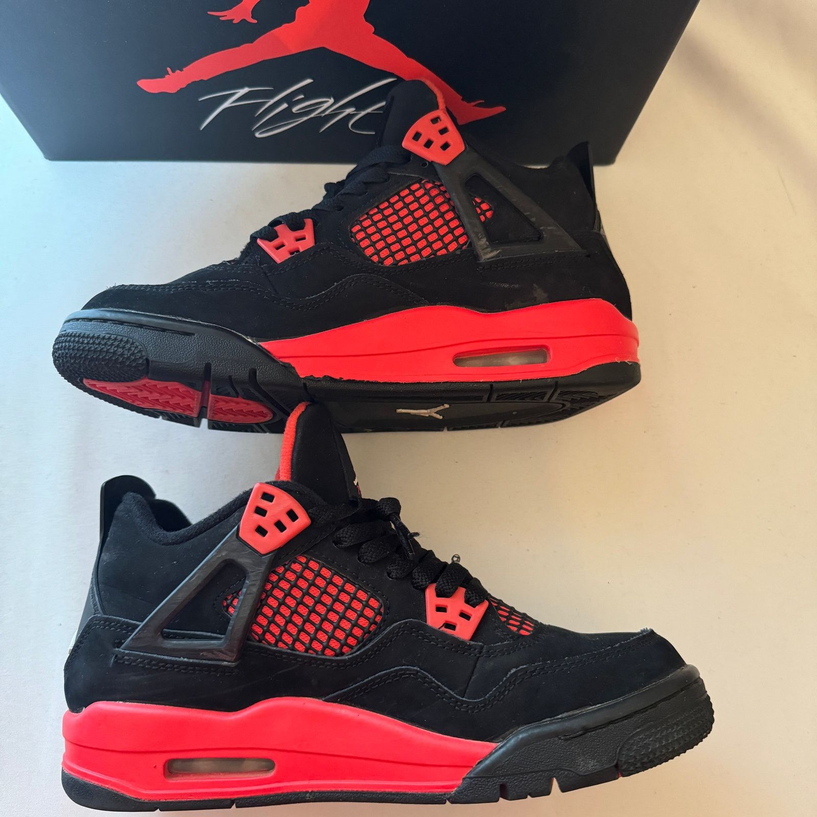 Jordan Brand × Nike Size 5.5 Nike Air Jordan 4 Retro GS Red Thunder Men's Shoes Size US 5.5 / EU 38 - 3 Thumbnail