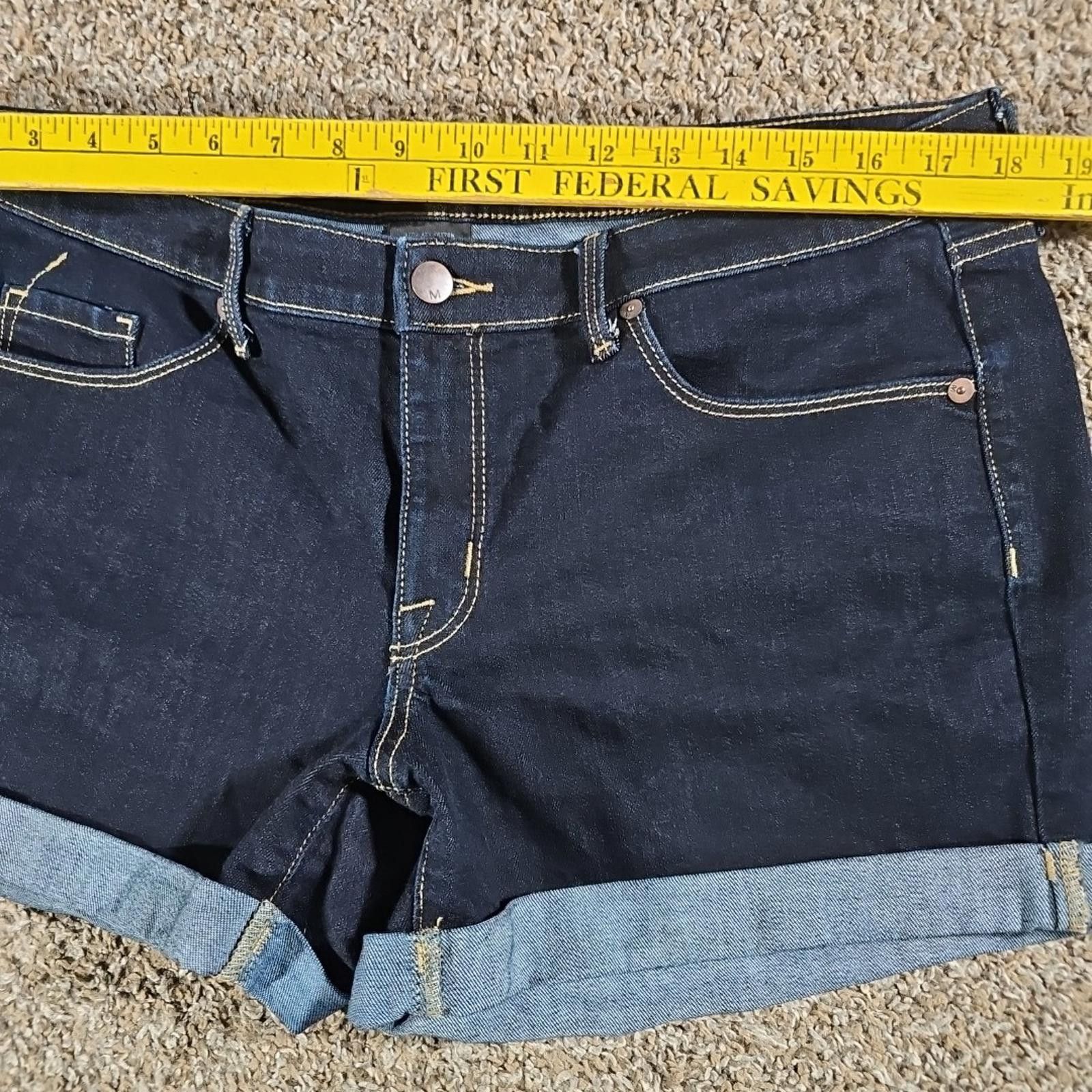 Mossimo Mossimo Midrise Midi Cuffed Shorts Sz 14 Size 36" / US 14 / IT 50 - 3 Thumbnail