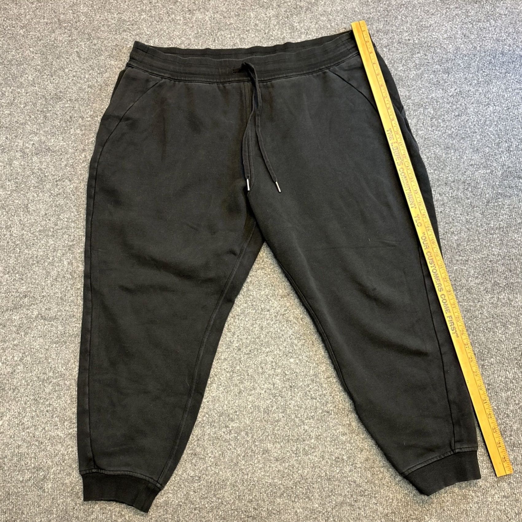 Lululemon Lululemon Ready To Rulu Jogger Pants Rulu Plus Size 20 Black Pockets Athleisure Pants Womens 20 Black Athletic Jogger Size 42" / US 20 - 4 Thumbnail