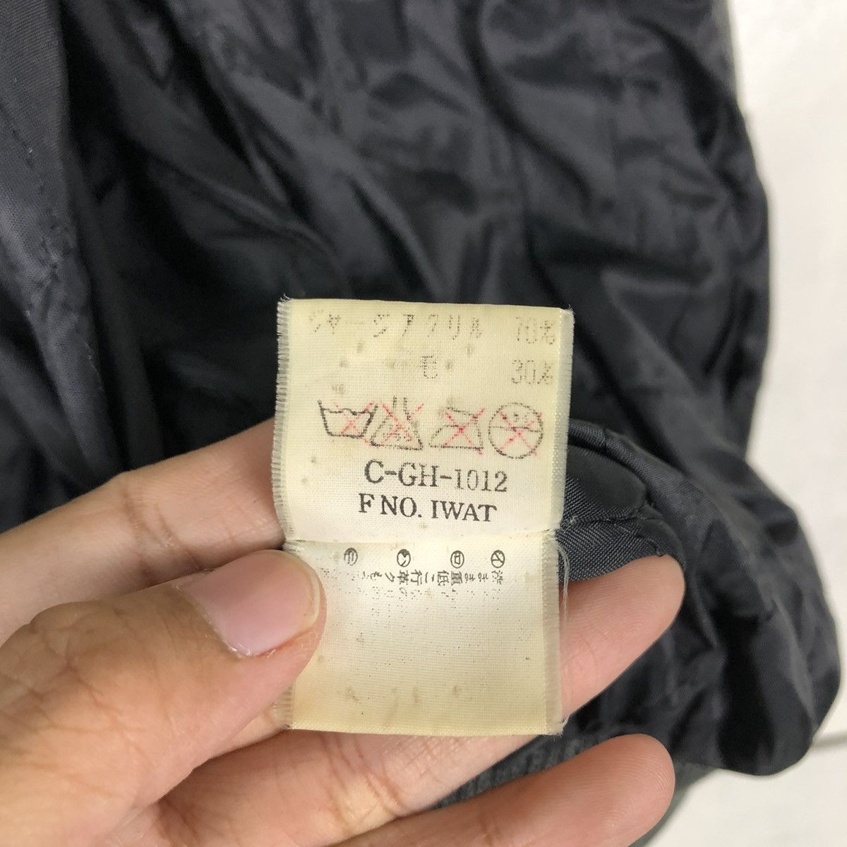 Japanese Brand 🔥VINTAGE LEATHER VARSITY BOMBER JACKET ISSEY MIYAKE Size US M / EU 48-50 / 2 - 18 Thumbnail