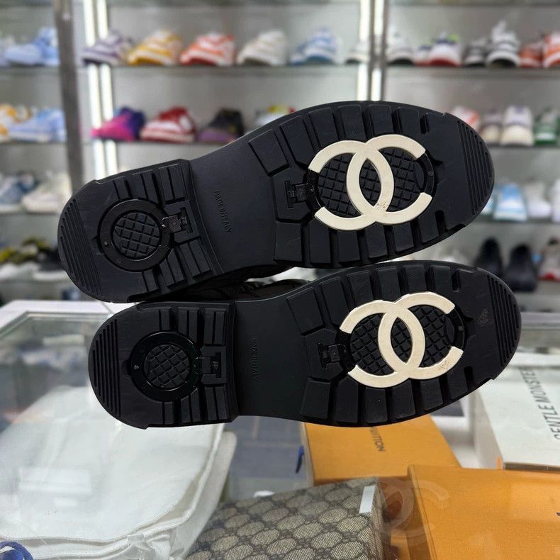 Chanel Chanel Gray Snow Boots Size 36 -2505 Size US 6 / IT 36 - 7 Thumbnail