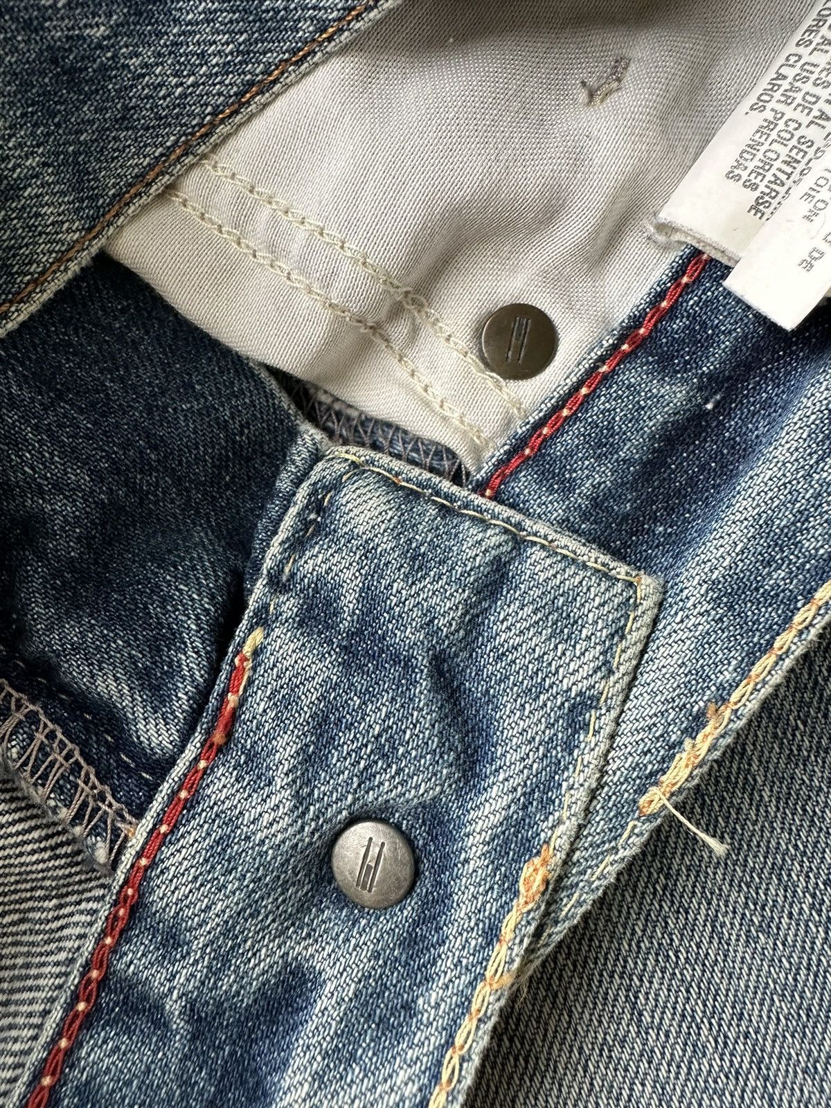 Tommy Hilfiger Tommy Hilfiger Heritage Worn Distressed Denim D453 Size US 30 / EU 46 - 16 Thumbnail
