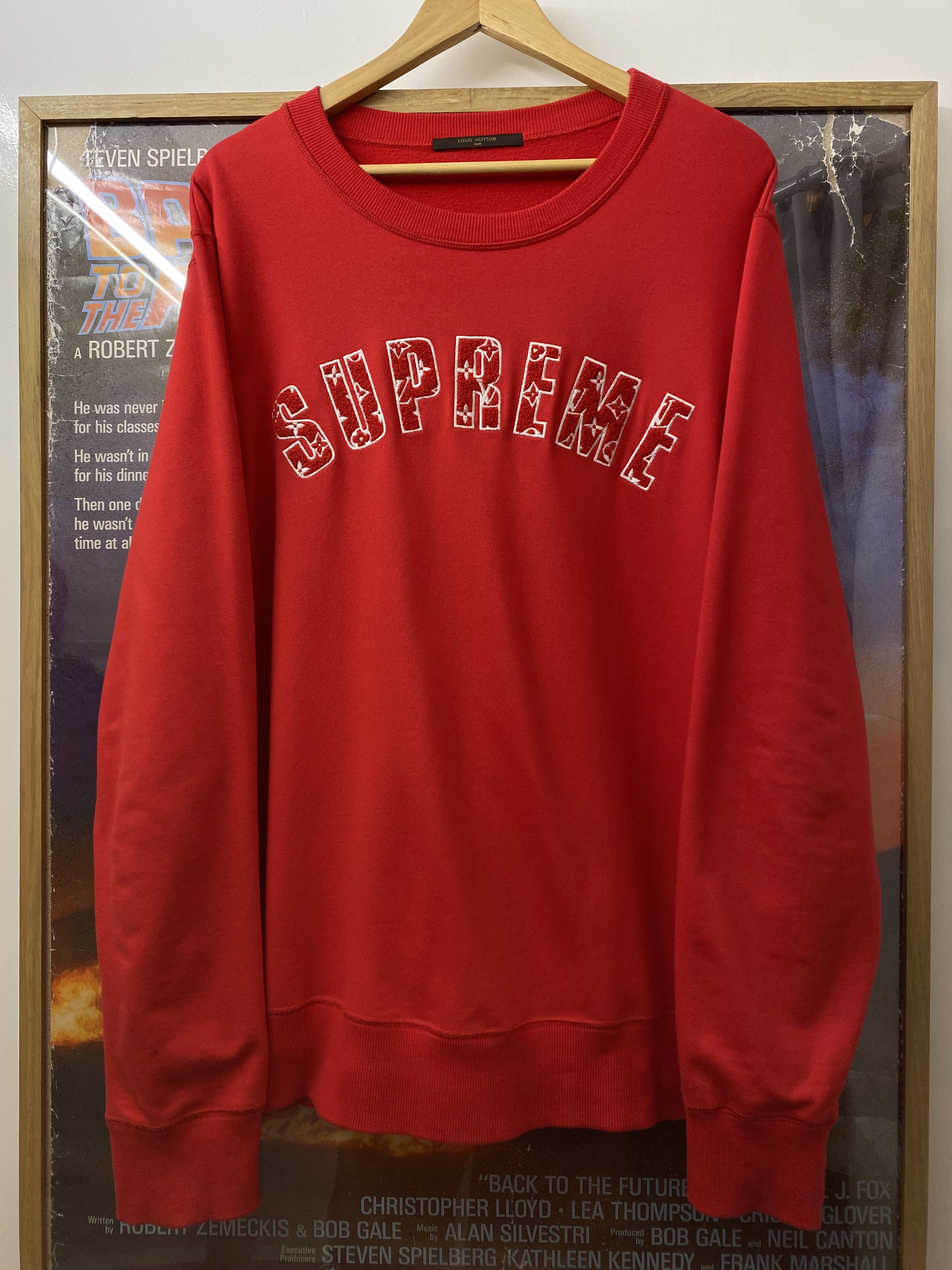 Louis Vuitton × Supreme SS2017 Louis Vuitton x Supreme Arc Spellout Logo Crewneck Size US XXL / EU 58 / 5 - 6 Thumbnail
