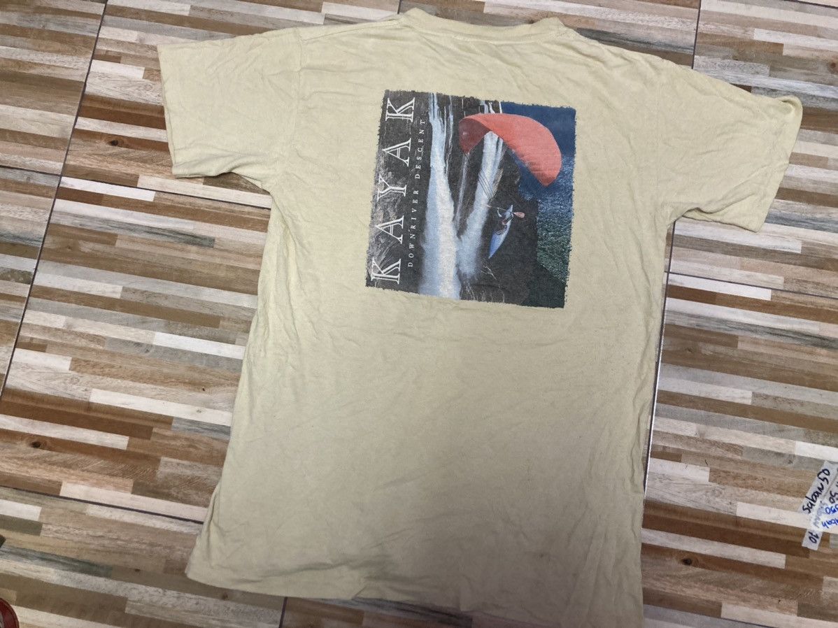 image of Made In USA x Vintage T-Shirt Kayak 90's in Cream, Men's (Size Large)