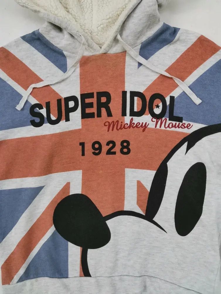 Japanese Brand Rare!!! Disney: Super Idol Mickey Mouse Big Logo Sweatshirts Size US M / EU 48-50 / 2 - 5 Thumbnail