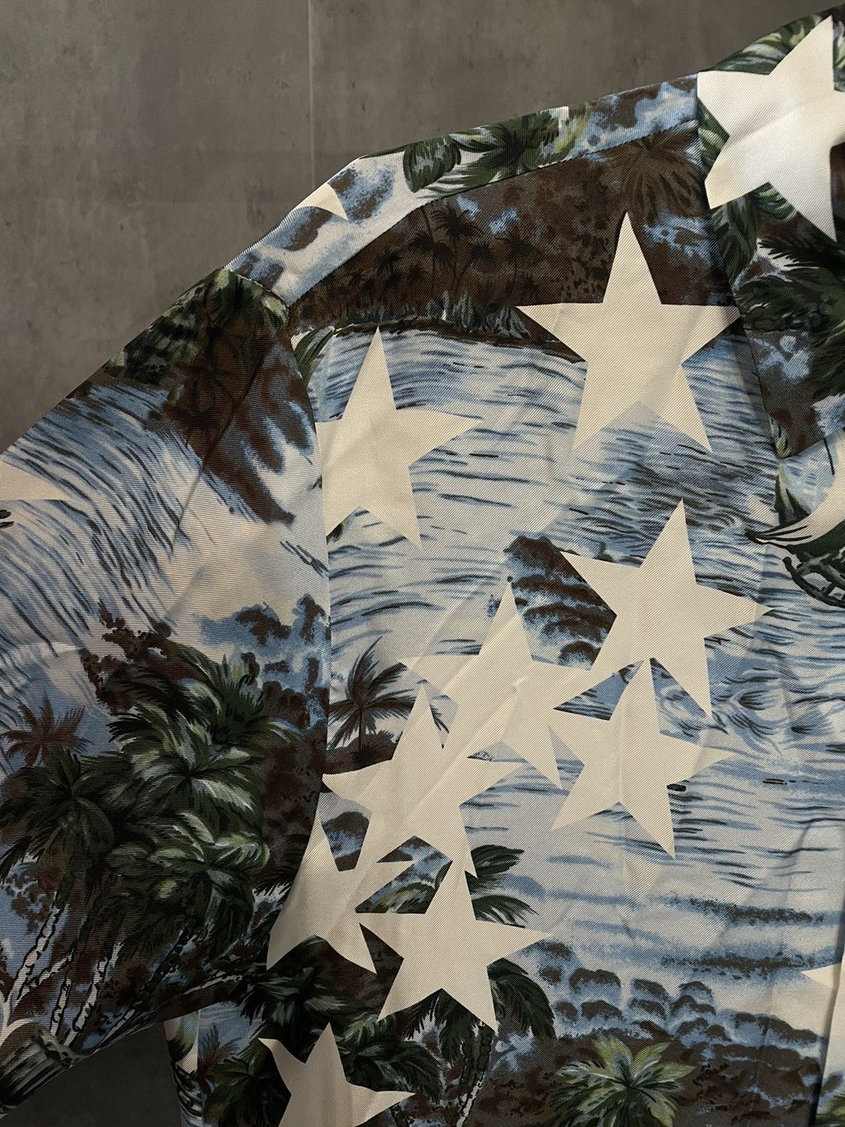 Amiri AMIRI STAR-PRINT SHORT SLEEVED SILK SHIRT SIZE XL Size US XL / EU 56 / 4 - 2 Thumbnail
