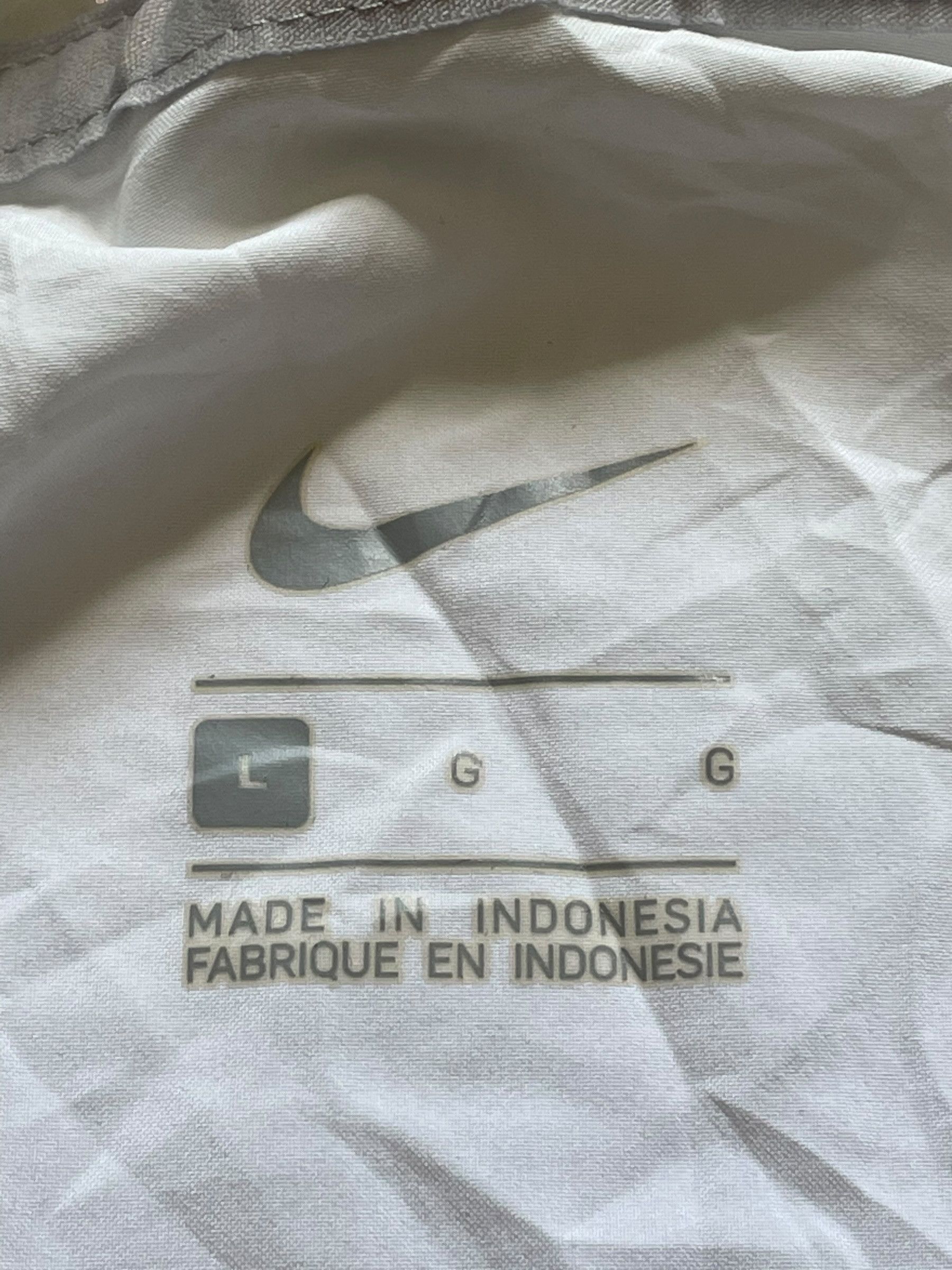 Nike NIKE BOLT WINDBREAKER JACKET - WHITE Size US S / EU 44-46 / 1 - 8 Thumbnail