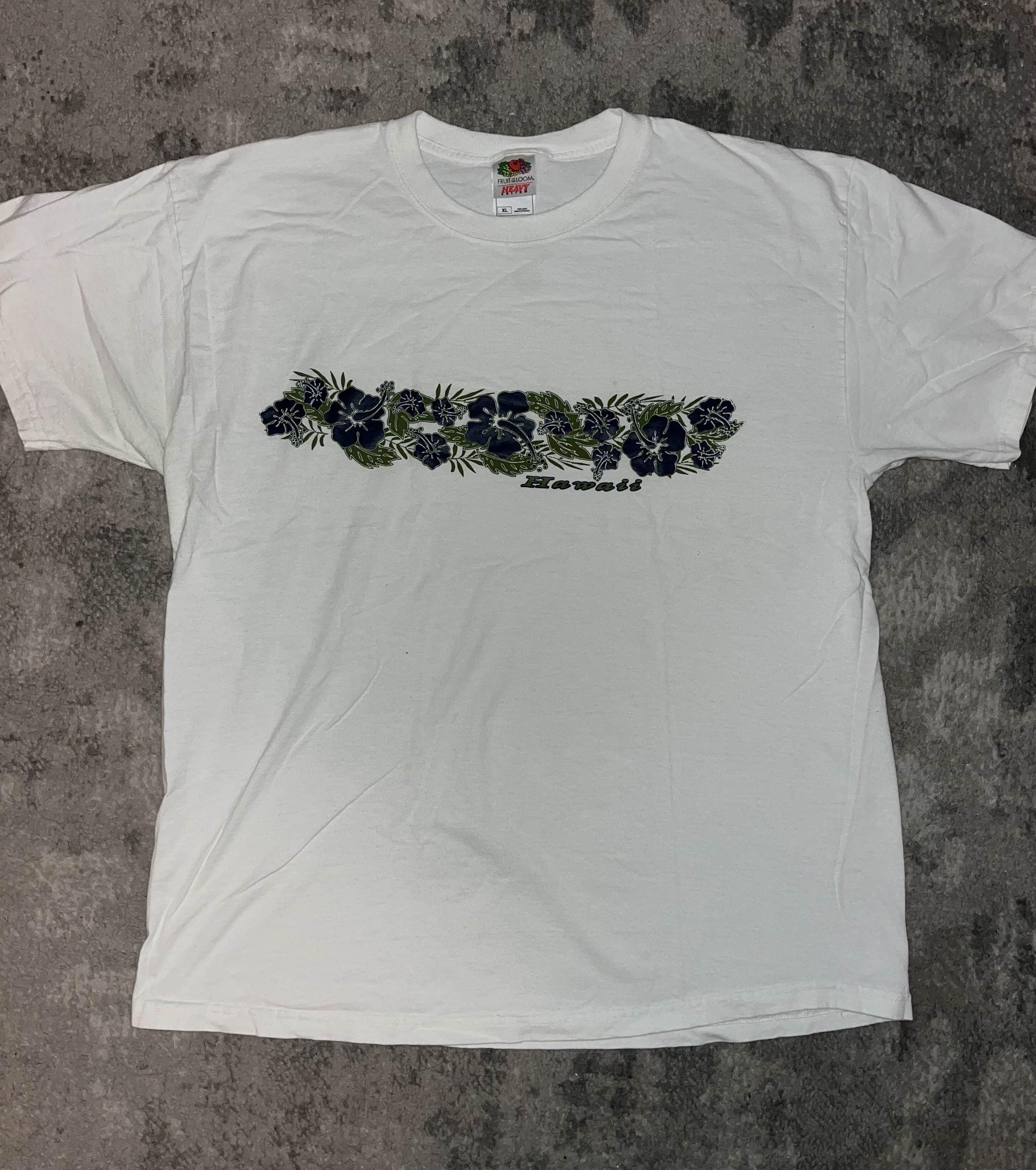 Vintage Vintage Y2K Tribal Hawaii Surf Tee Size US XL / EU 56 / 4 - 1 Thumbnail