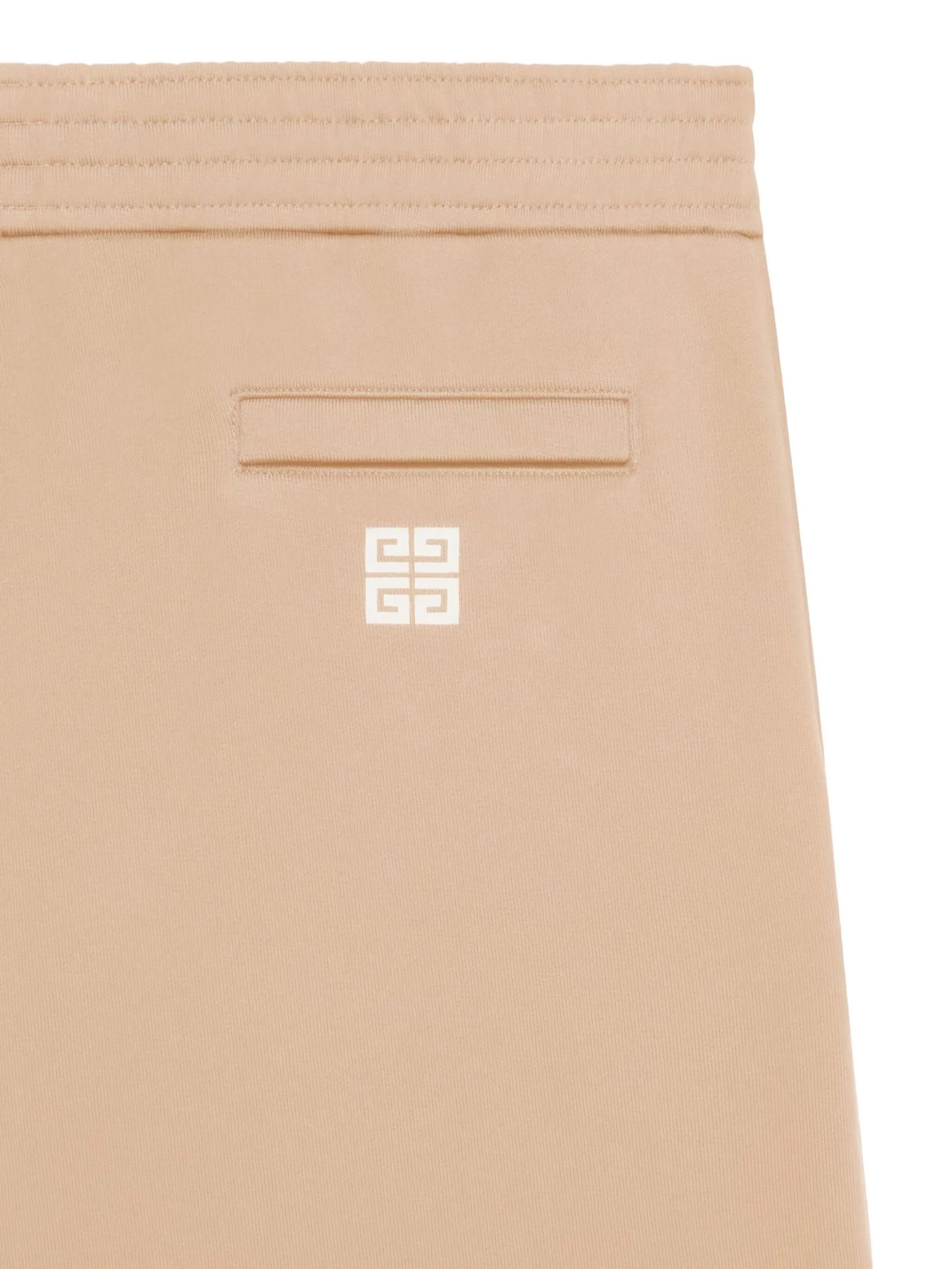Givenchy o1w1db10925 Boxy Fit Short in Beige Size US 28 / EU 44 - 2 Thumbnail