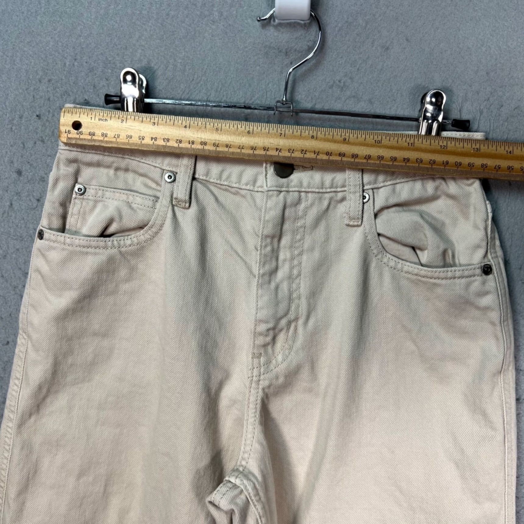 Uniqlo Uniqlo Beige High-Waist Straight-Leg Cotton Pants Womens Size 23 Size 40" / US 18 - 4 Thumbnail
