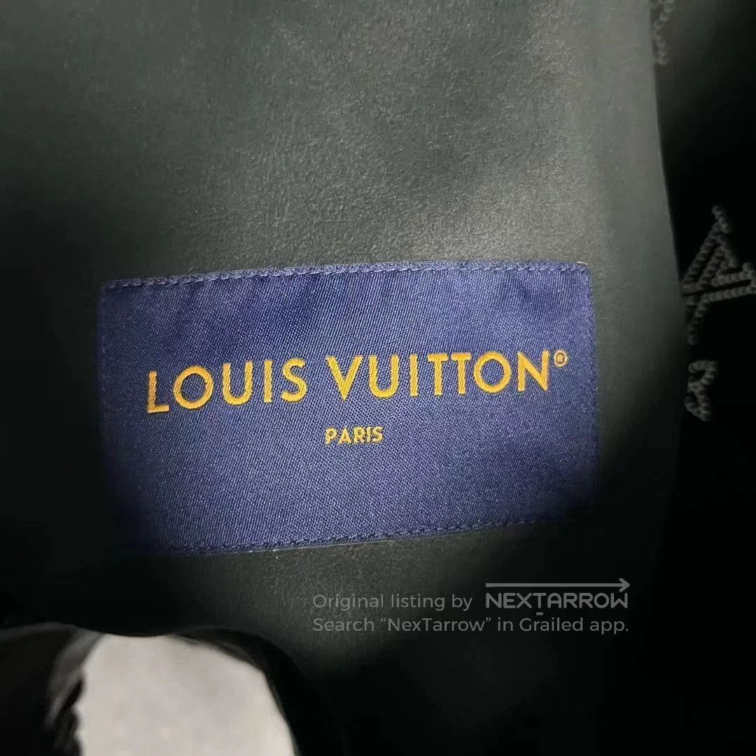 Louis Vuitton black leather zip. Size US L / EU 52-54 / 3 - 5 Thumbnail