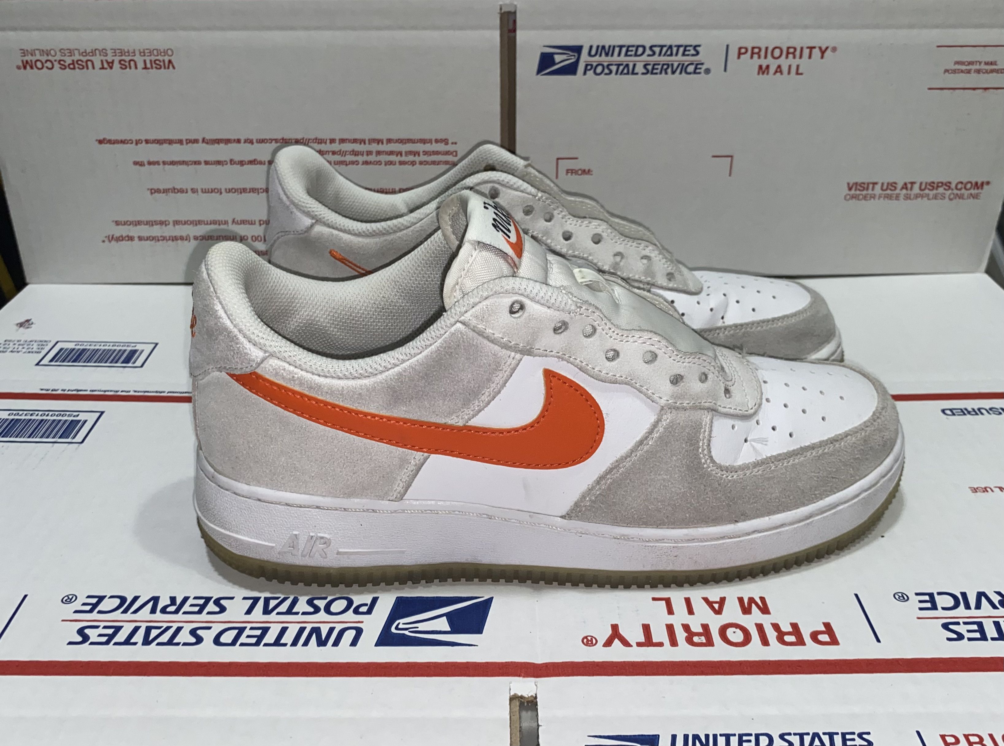 Nike Nike Womens Air Force ONE 1 Low Lo First 1st Use shoes 10 US Size US 10 / IT 40 - 1 Thumbnail