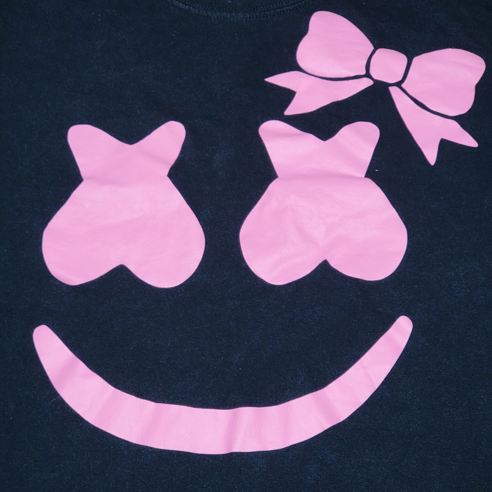 Gildan Gildan Black Tee Pink Marshmello Smile w/ Bow - Size Large Size L / US 10 / IT 46 - 2 Thumbnail