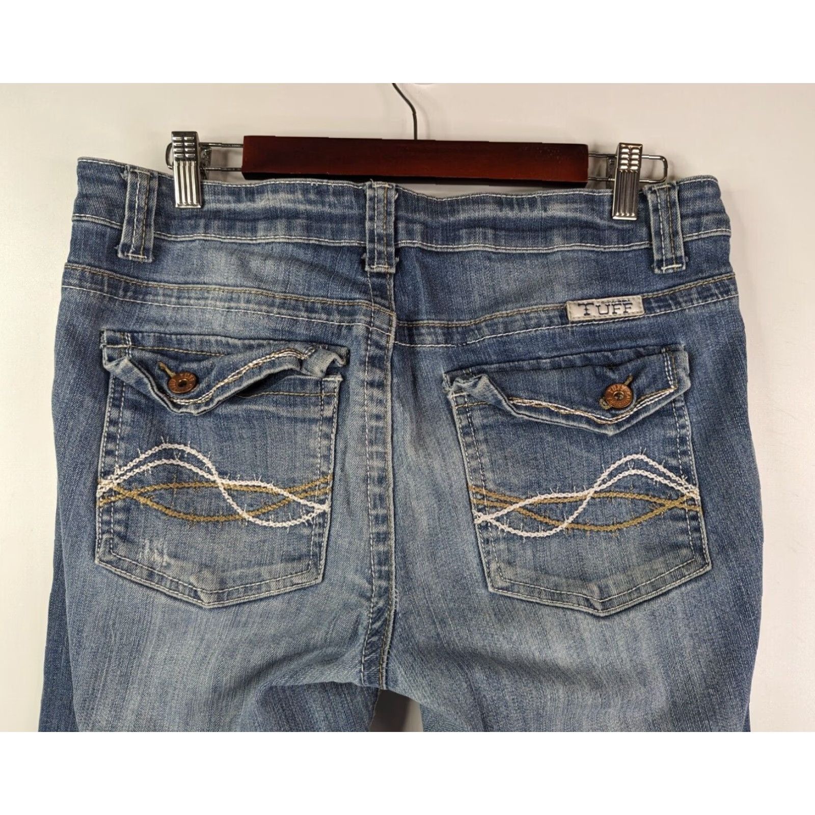 CO Cowgirl Tuff Co Indigo Capri Jeans 32 W Back Embroidered Flap Pocket Denim 5-Pocket Design Womens Jeans Capri Windfall? Size 24" / US 00 / IT 34 - 5 Thumbnail
