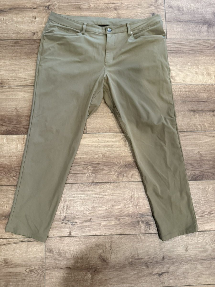 Lululemon Lululemon five pocket pants Size US 40 / EU 56 - 1 Thumbnail