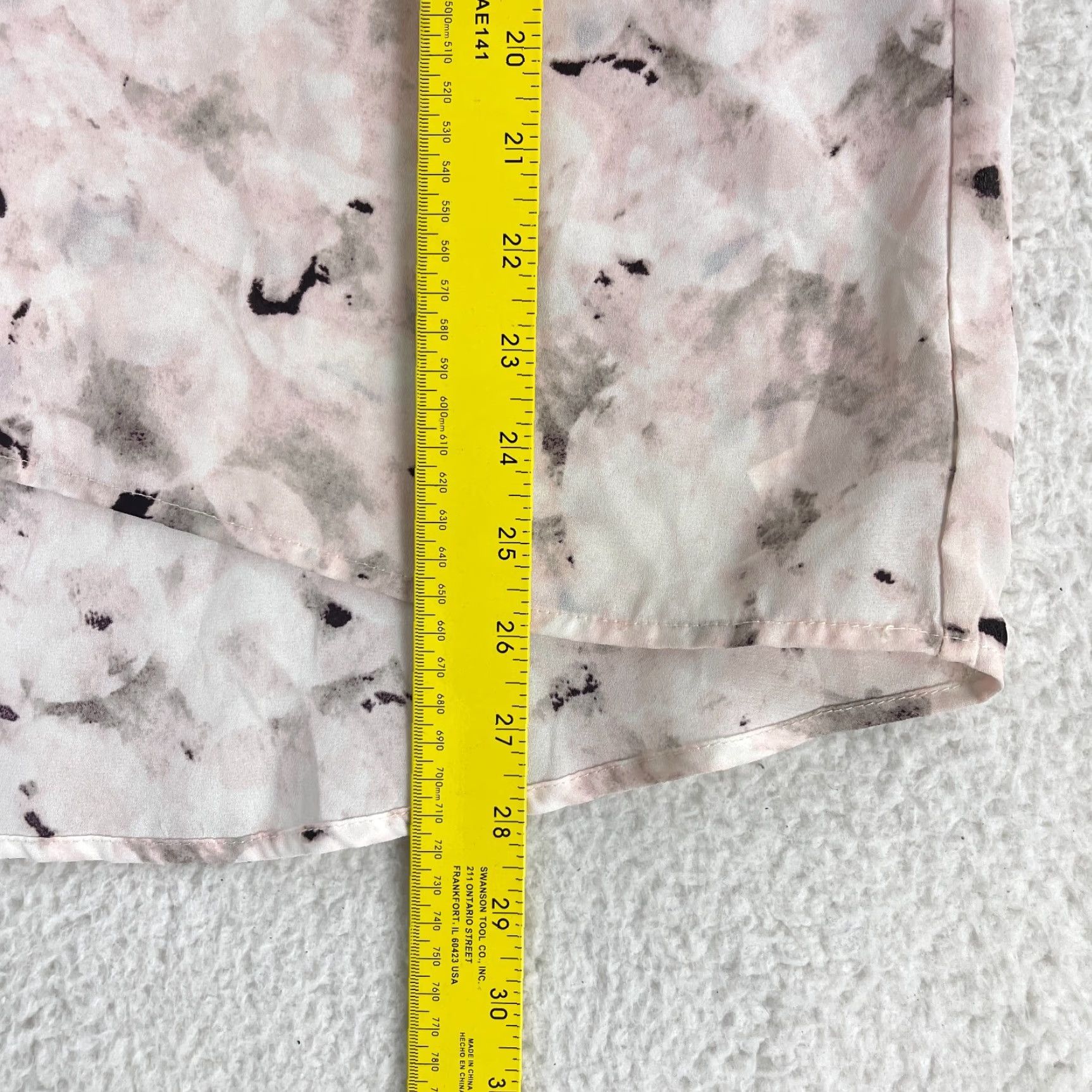 Cynthia Rowley Cynthia Rowley Shirt Womens Pink V-Neck 3/4 Sleeve Flowy Pullover Large Housekeeping: None Size S / US 4 / IT 40 - 7 Thumbnail