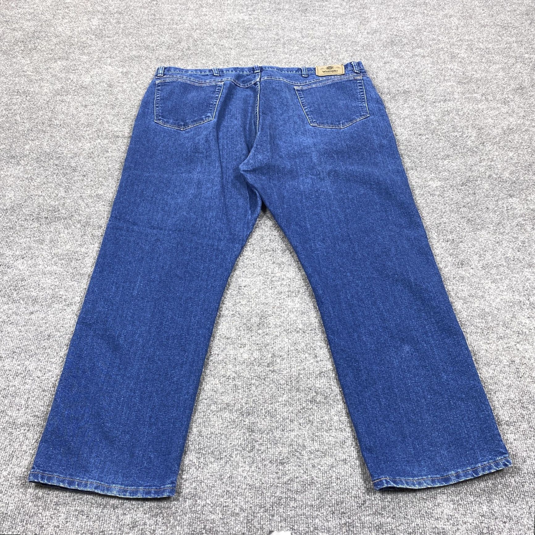 Wrangler Wrangler Authentic Jeans Mens 44x30 Blue Straight Denim Medium Wash 85900DW Size US 44 / EU 60 - 2 Thumbnail