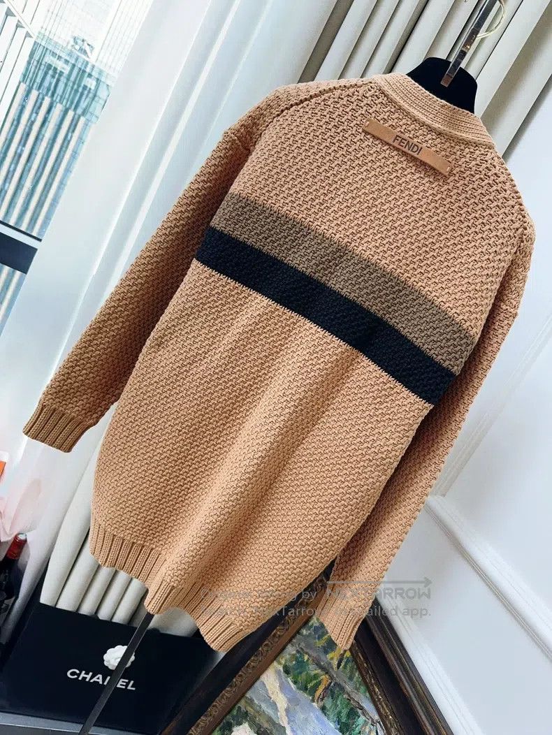 Fendi Fendi Khaki color-blocked knitted cardigan jacket Size XXS / US 00 / IT 34 - 2 Thumbnail