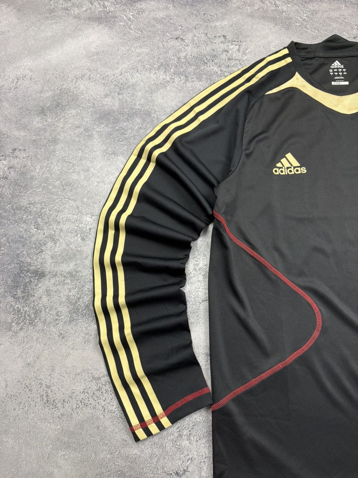 Adidas Vintage Adidas AC Milan Training Top Long Sleeve Jersey Size US L / EU 52-54 / 3 - 13 Thumbnail