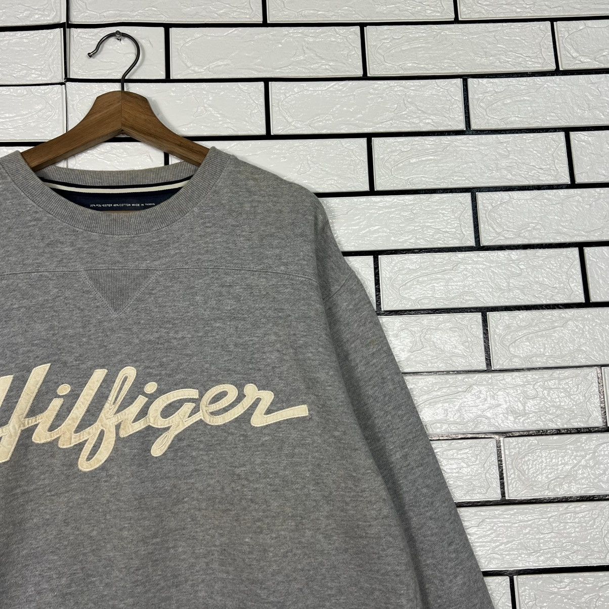 Tommy Hilfiger Y2k Vintage TOMMY HILFIGER Big Logo Sweatshirt #3943-C180 Size US M / EU 48-50 / 2 - 4 Thumbnail