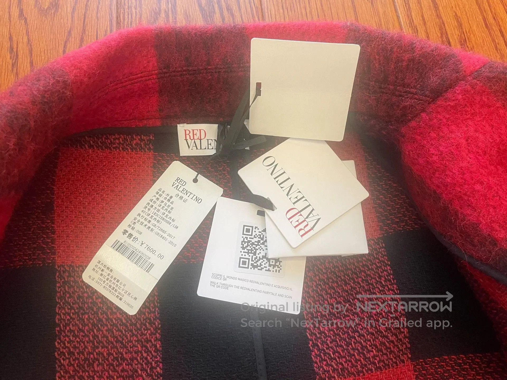 Valentino Valentino Red Plaid Short Coat. Size US M / EU 48-50 / 2 - 5 Thumbnail