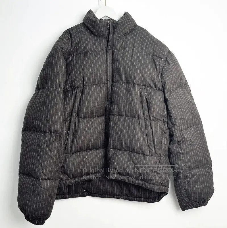 Burberry Burberry Men's XL Dark Gray Puffer Jacket. Size US XL / EU 56 / 4 - 1 Thumbnail