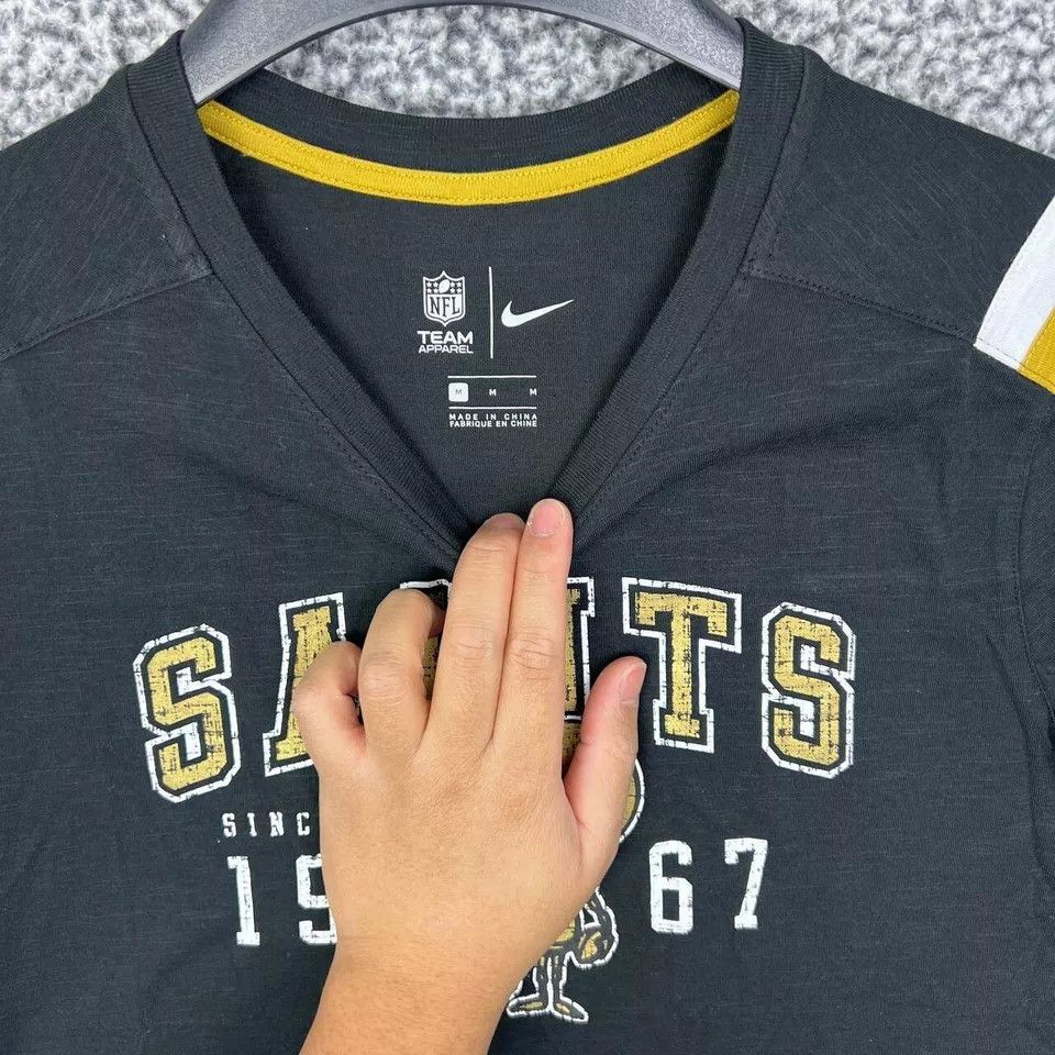 Nike New Orleans Saints Shirt Women Short Sleeve Crew Neck New M Size M / US 6-8 / IT 42-44 - 3 Thumbnail