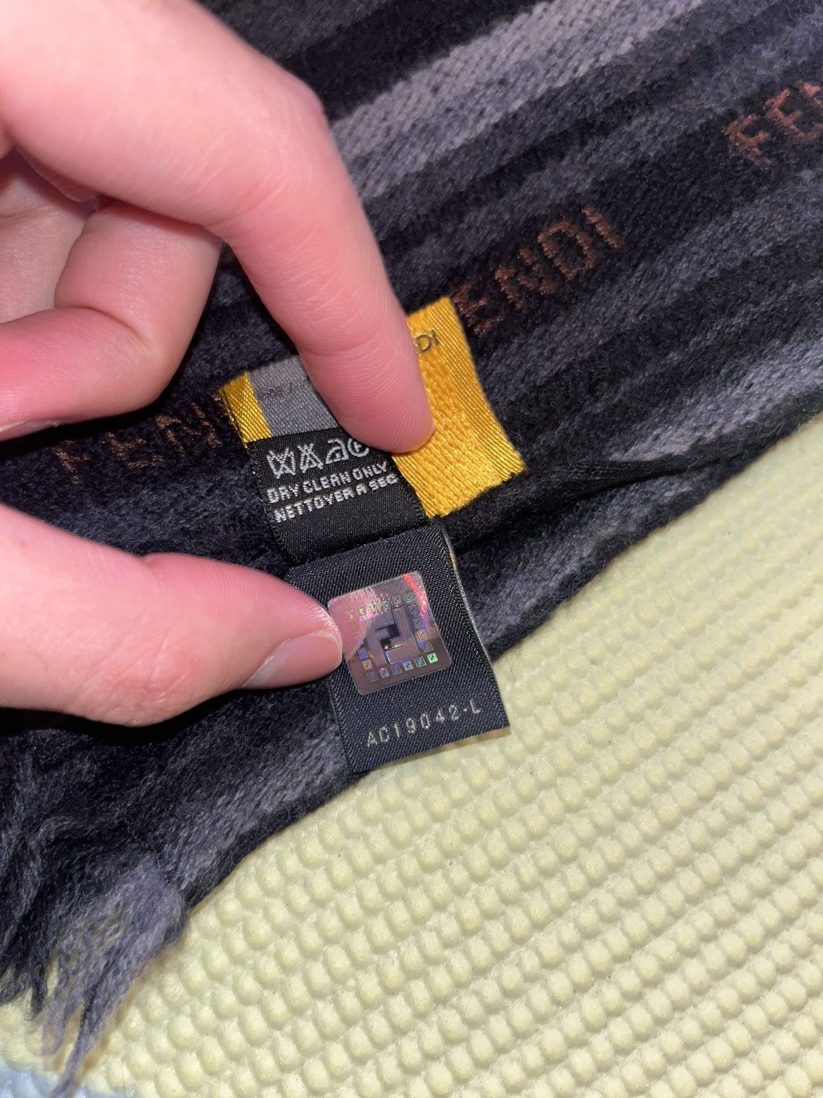 Fendi × Vintage Fendi Striped Logo Scarf Black And Grey Size ONE SIZE - 3 Thumbnail