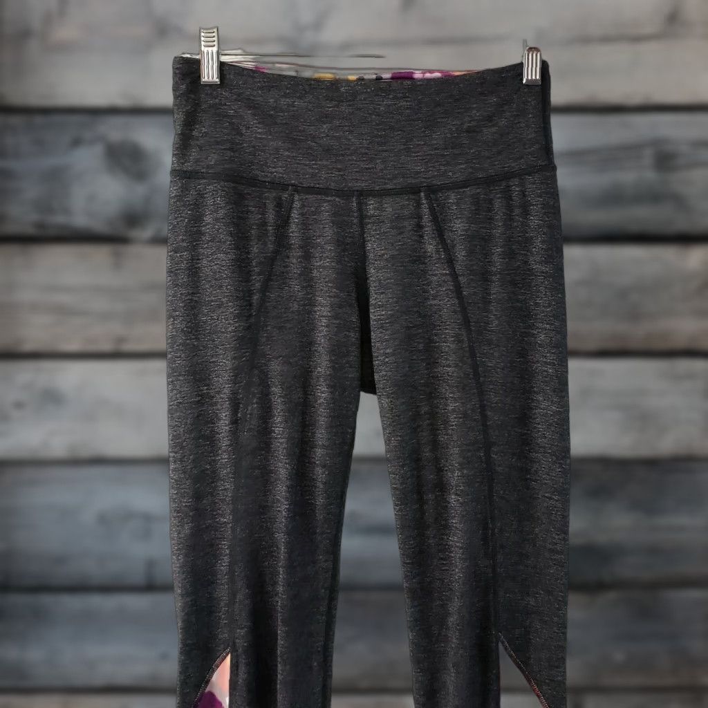 Athleta Athleta Leggings Womens Floral Pink High Rise Chaturanga Flow Size S Inseam 29in Full Length Size 28" / US 6 / IT 42 - 1 Thumbnail