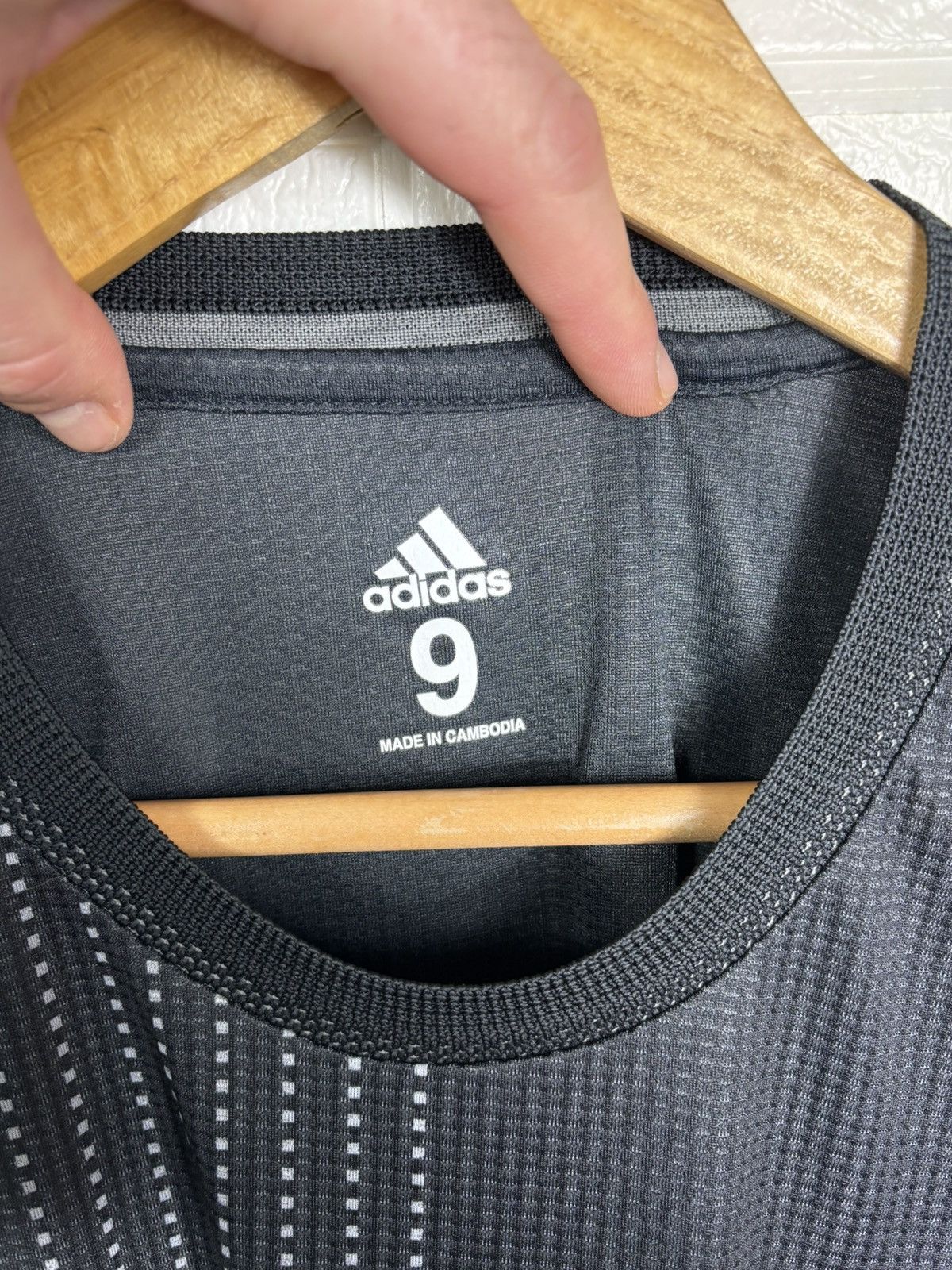 Adidas Bayern Munich 2021-2022 Away Player Issue Soccer Size 9 Size US L / EU 52-54 / 3 - 6 Thumbnail