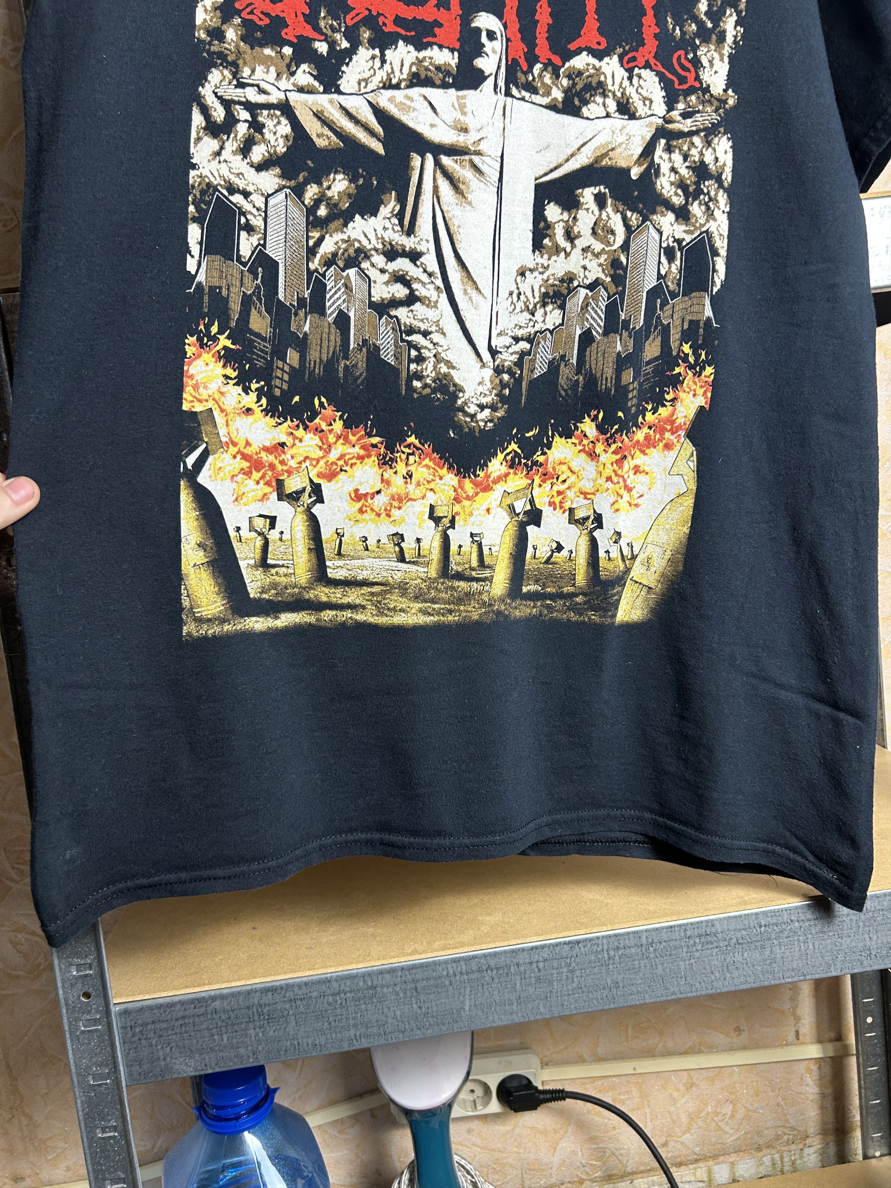 Band Tees Vintage 2000s Napalm Death Rock Band T-shirt Size US L / EU 52-54 / 3 - 8 Thumbnail