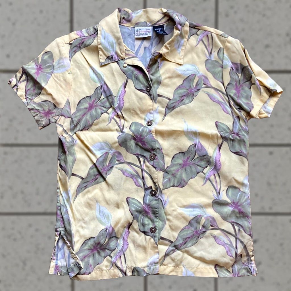 Patagonia VINTAGE Patagonia Shirt Womens 4 Yellow Pataloha Hawaiian Button Size Floral Size S / US 4 / IT 40 - 1 Thumbnail