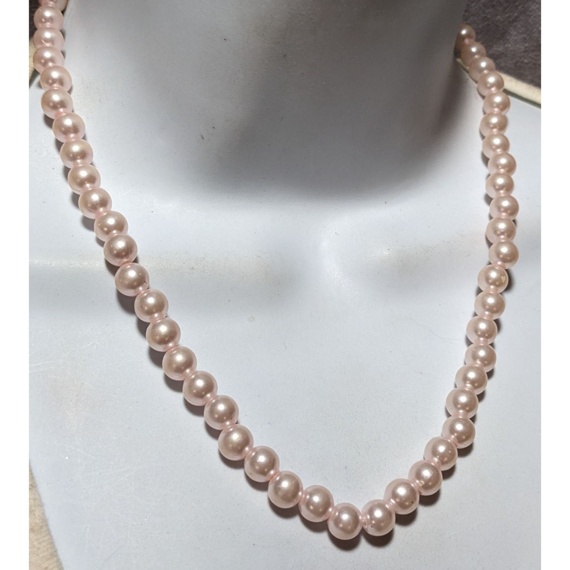 Other Coquette Pastel Pink Faux Pearl Necklace Size ONE SIZE - 6 Thumbnail