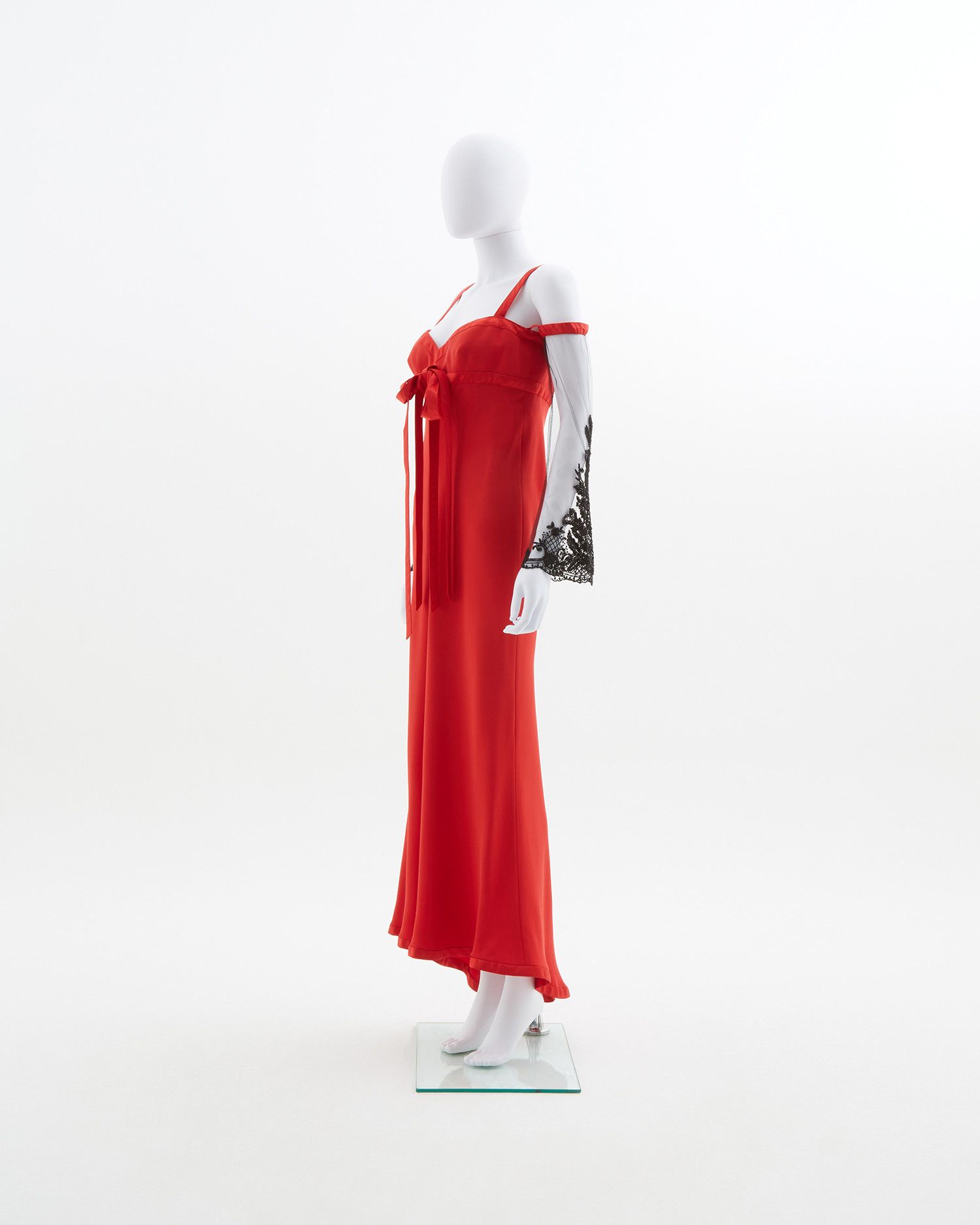Valentino F/W 2005 Red evening Dress Size M / US 6-8 / IT 42-44 - 3 Thumbnail