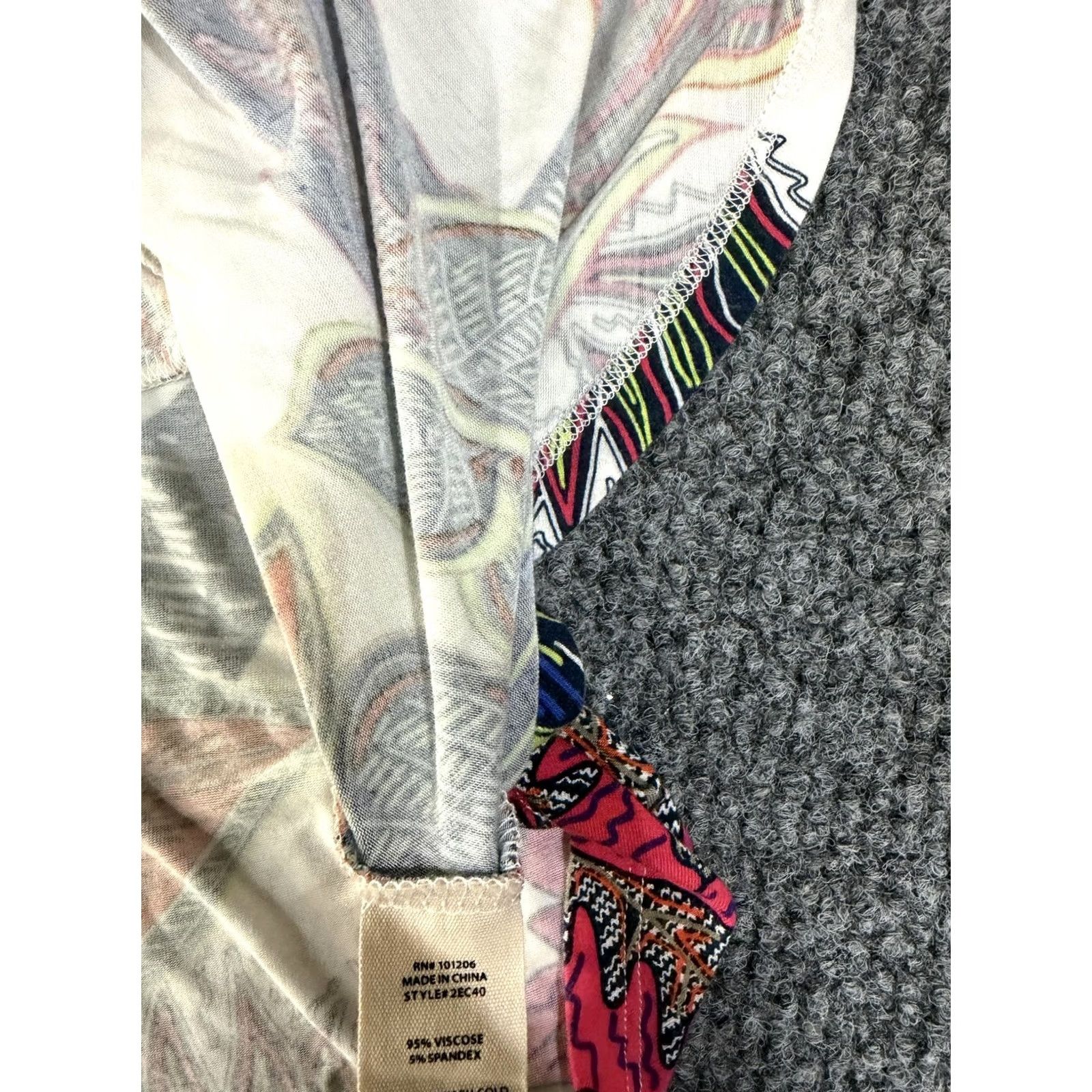 Soft Surroundings Soft Surroundings Blouse Womens M Multicolor Floral Scoop Neck Short Sleeve Tunic Top Shirt Adult Ladies Casual Summer Women’s Modern Fitted? Size M / US 6-8 / IT 42-44 - 5 Thumbnail