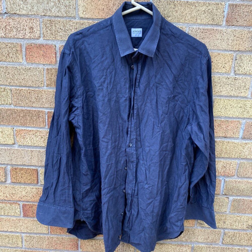 Armani Vintage Armani Button Up Dress Shirt Blue Patterned Size 16 Size US L / EU 52-54 / 3 - 3 Thumbnail